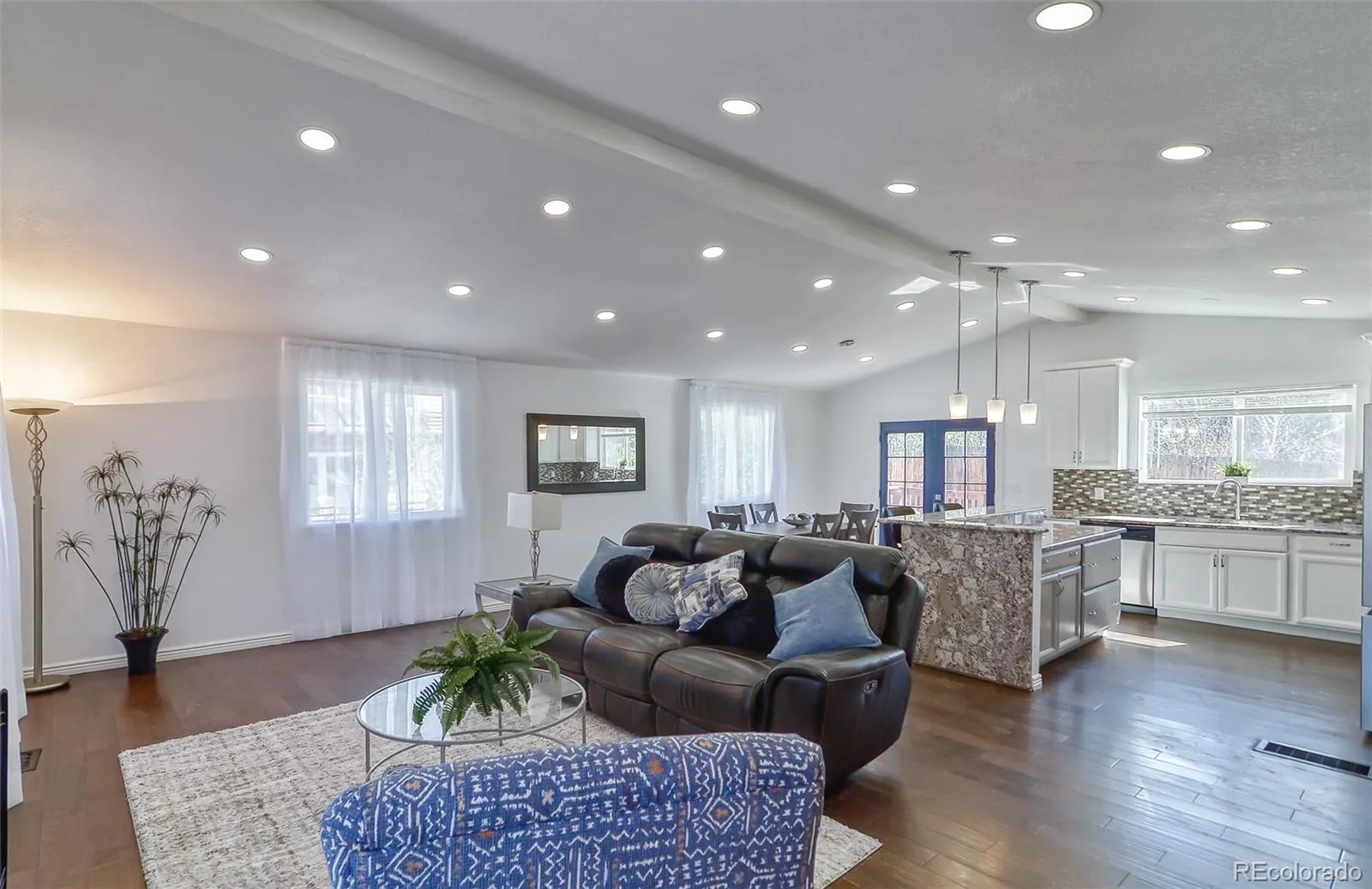 8246 S Dover Street Littleton CO 80128 MLS #REC4060491 05232026182316 1600 2