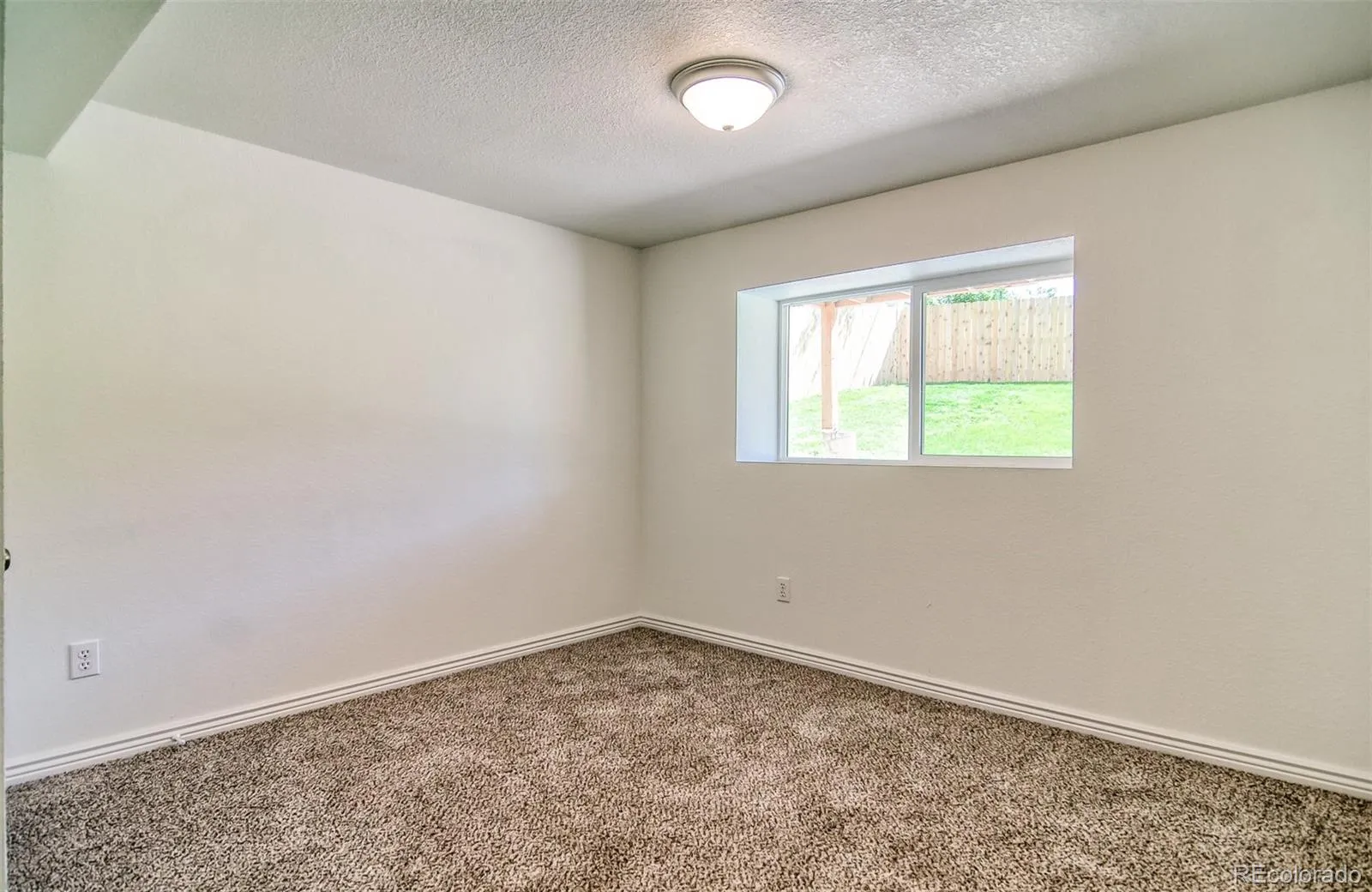 8246 S Dover Street Littleton CO 80128 MLS #REC4060491 05232026182316 1600 26