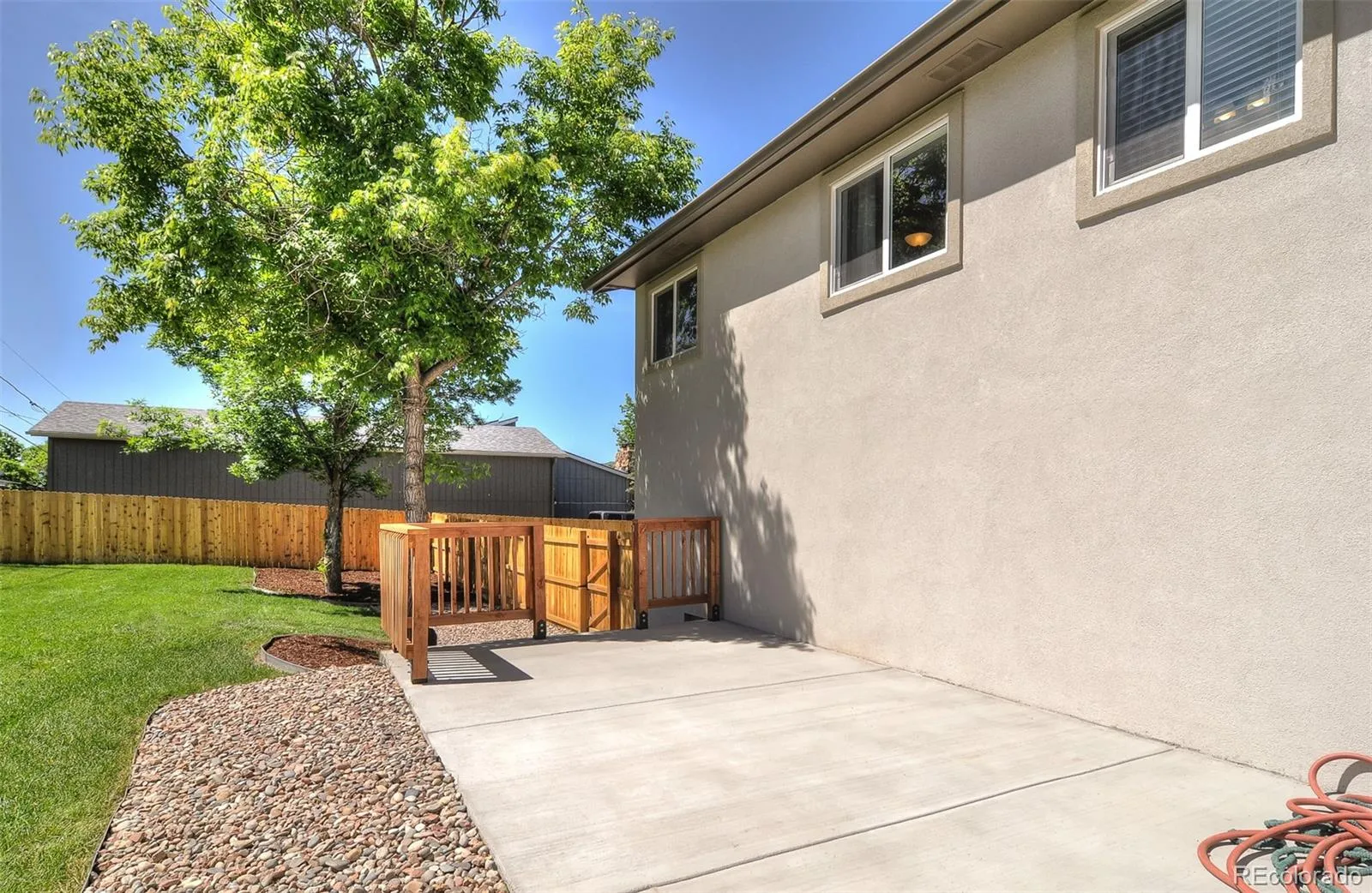 8246 S Dover Street Littleton CO 80128 MLS #REC4060491 05232026182316 1600 32
