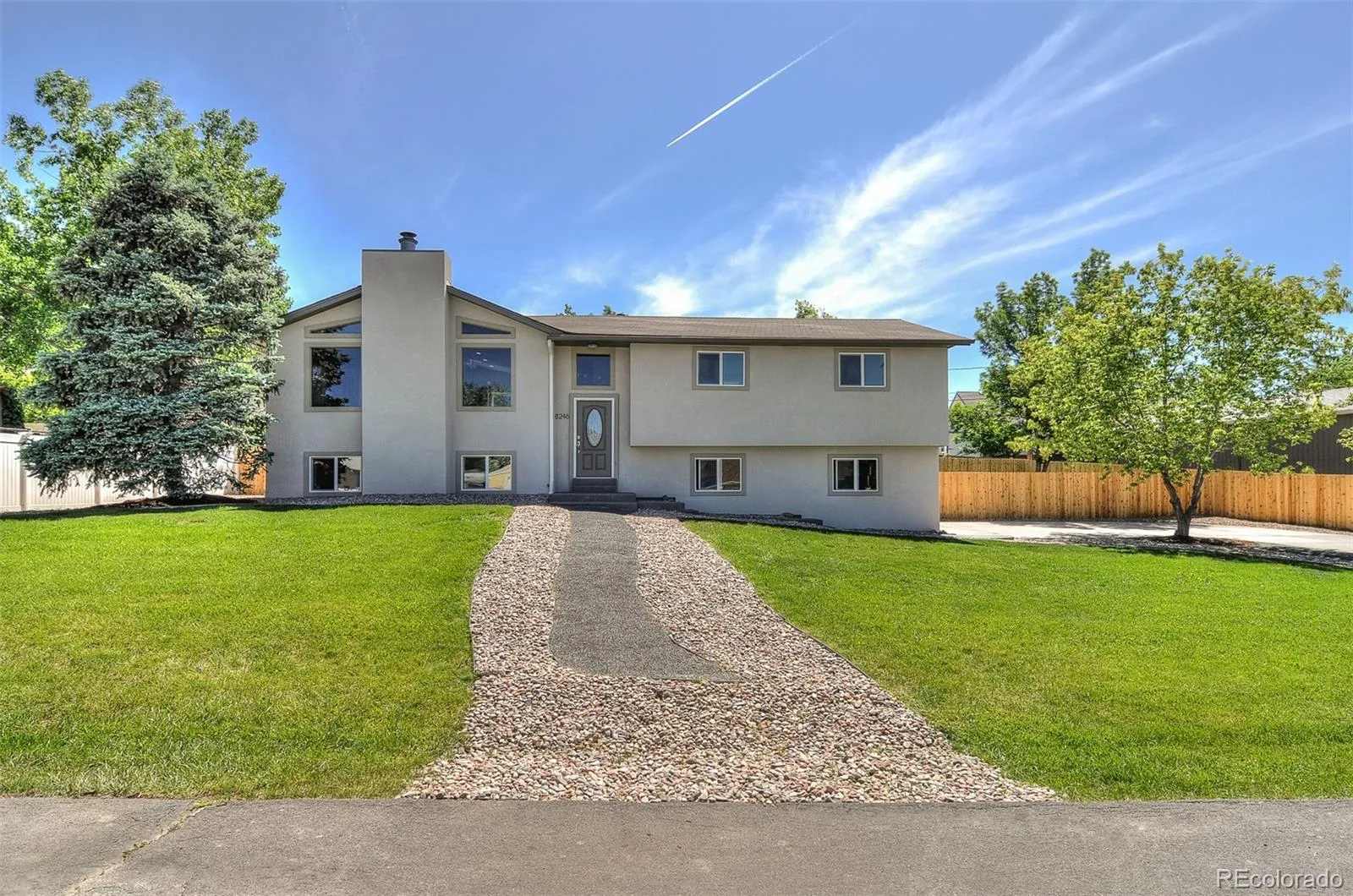 8246 S Dover Street Littleton CO 80128 MLS #REC4060491 05232026182316 1600 34