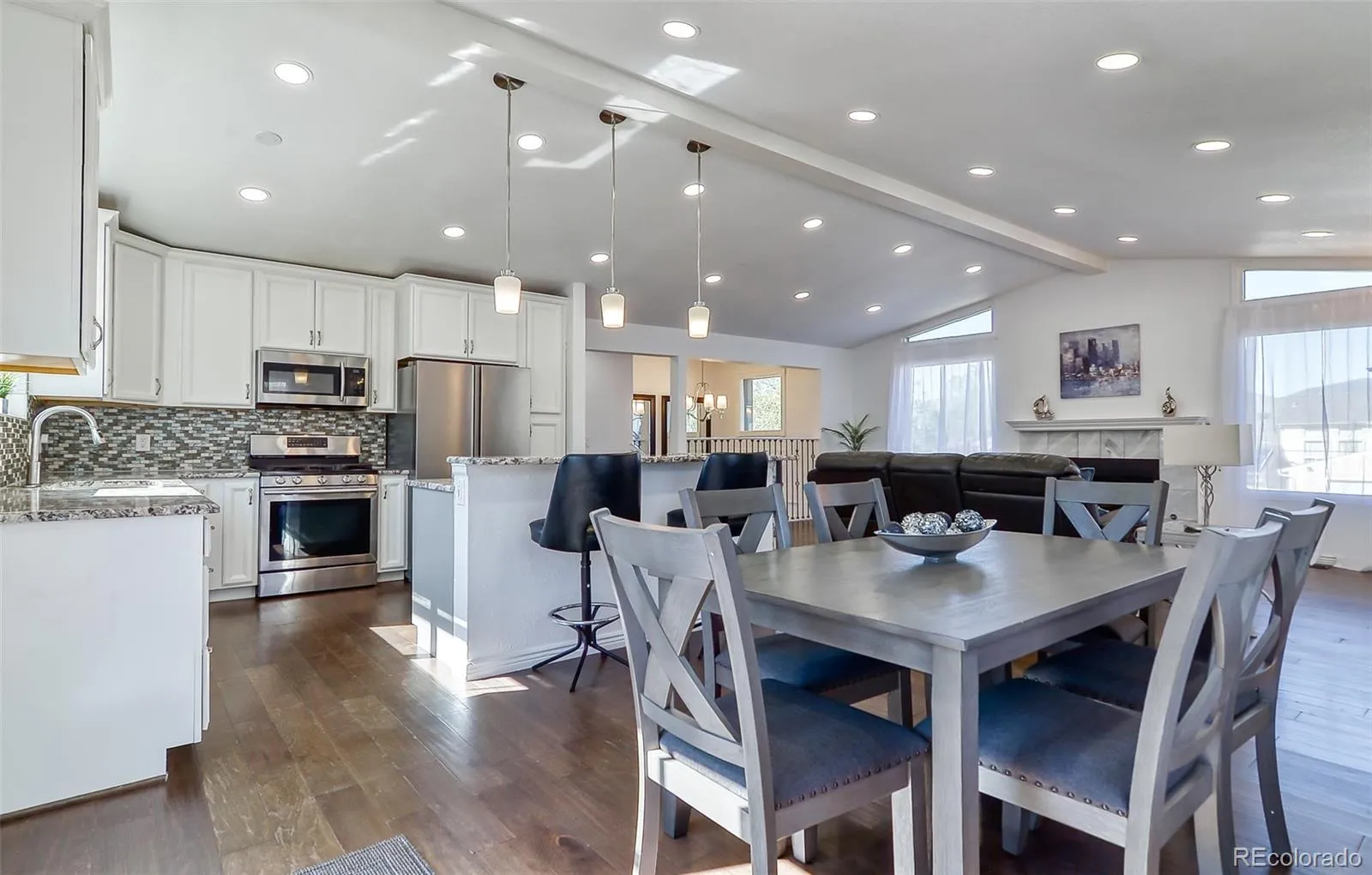 8246 S Dover Street Littleton CO 80128 MLS #REC4060491 05232026182316 1600 4