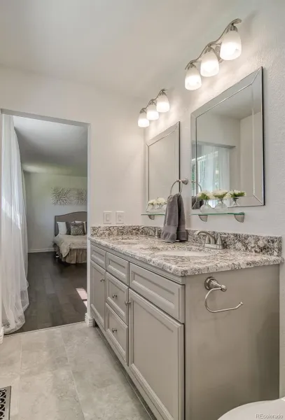 8246 S Dover Street Littleton CO 80128 MLS #REC4060491 05232026182316 800 16