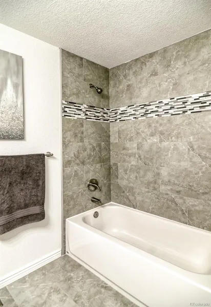 8246 S Dover Street Littleton CO 80128 MLS #REC4060491 05232026182316 800 21