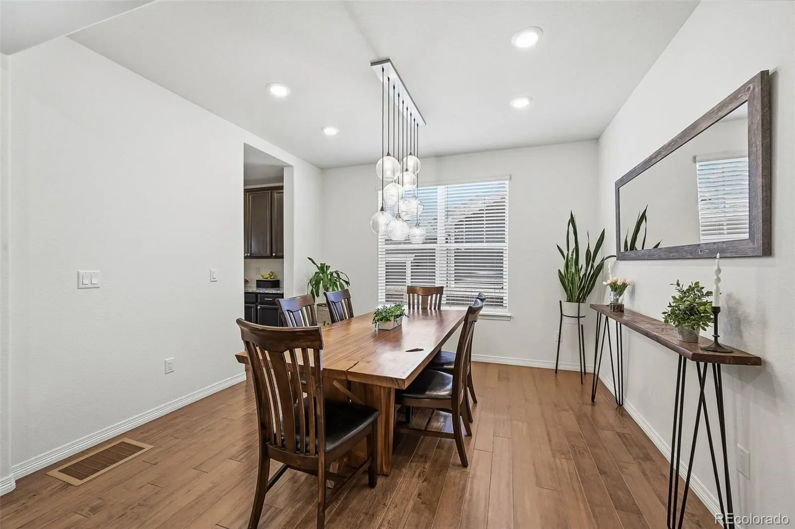 03272026043135 1600 9