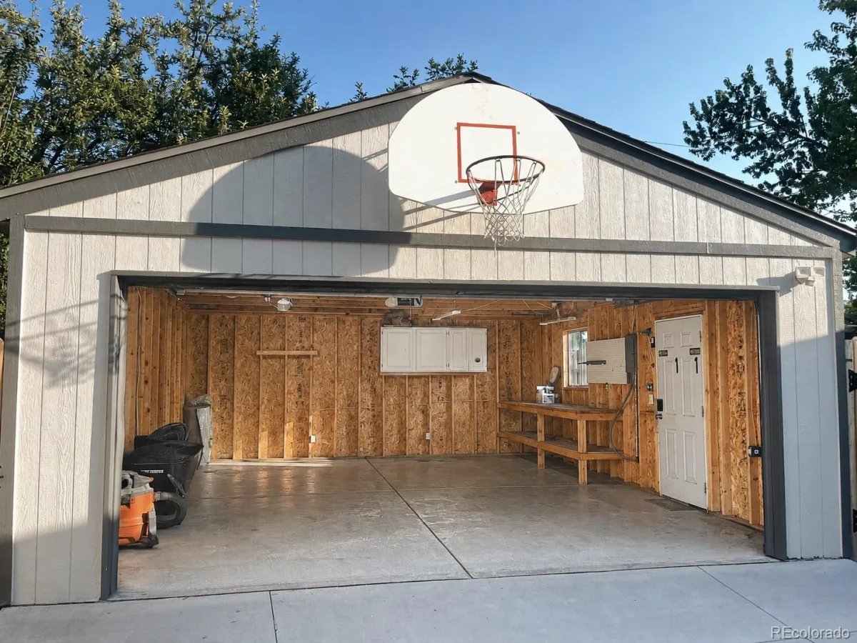 1404 E Fremont N Circle Centennial CO 80122 | MLS #REC4061124 08262026021751 1200 29