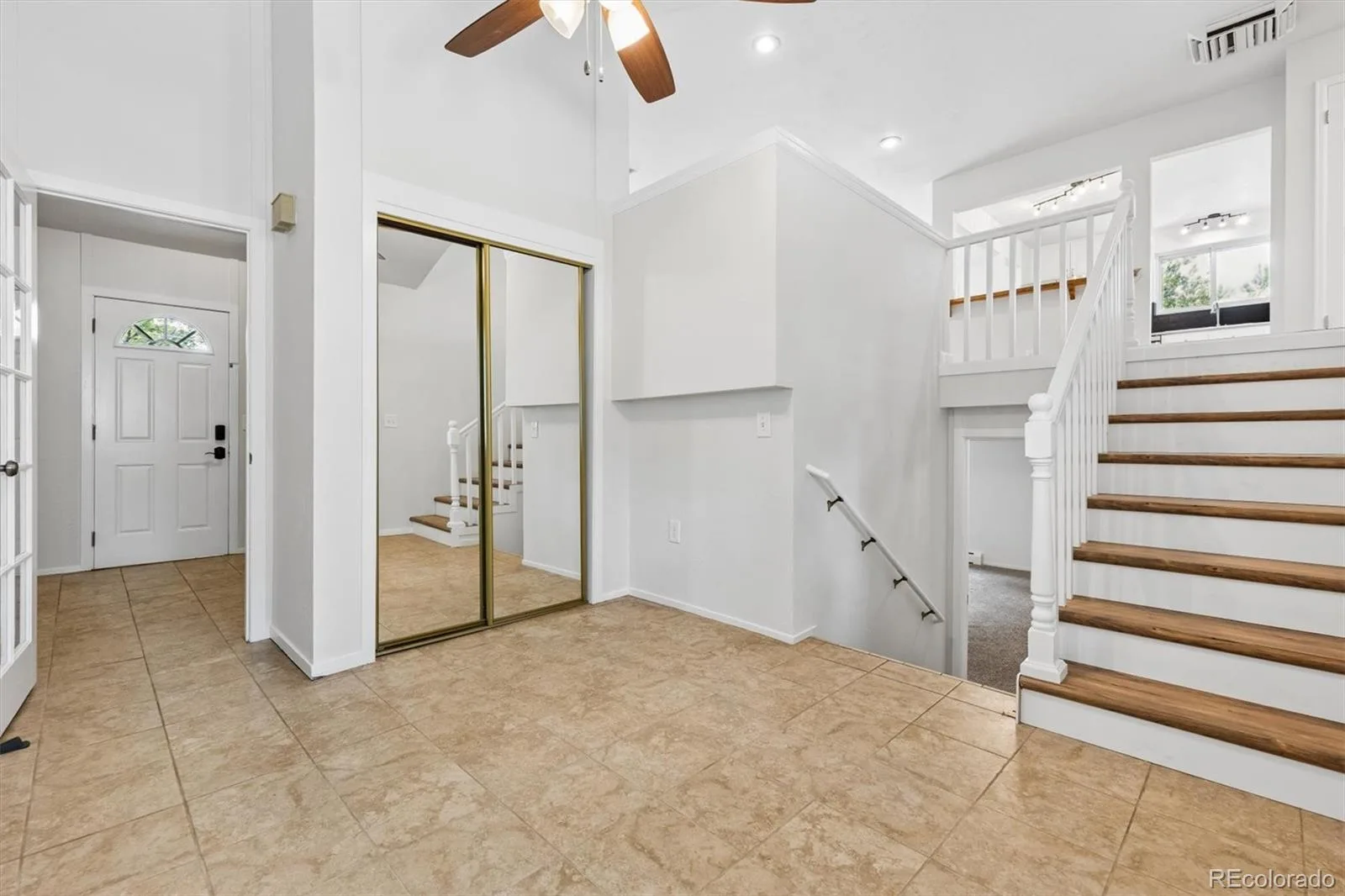 1404 E Fremont N Circle Centennial CO 80122 | MLS #REC4061124 08262026021751 1600 27