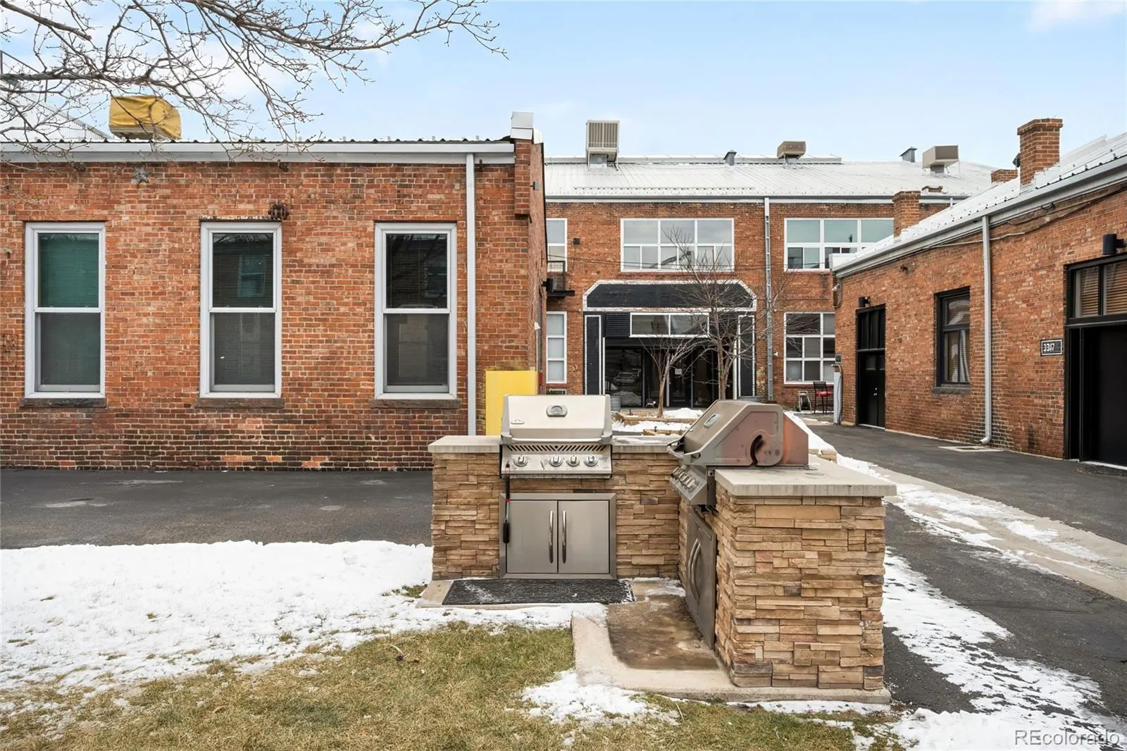 3377 Blake Street #213 Denver CO 80205 MLS #REC4061599 05222026220529 1600 26