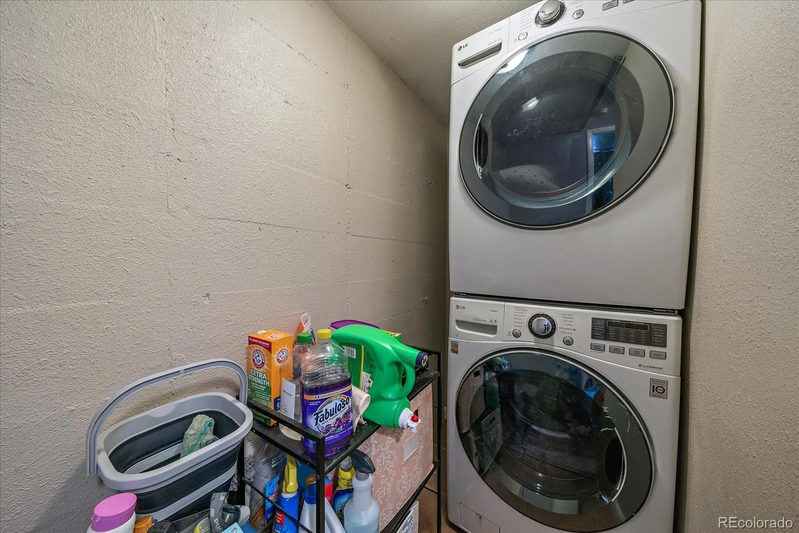 04062026153500 1600 22