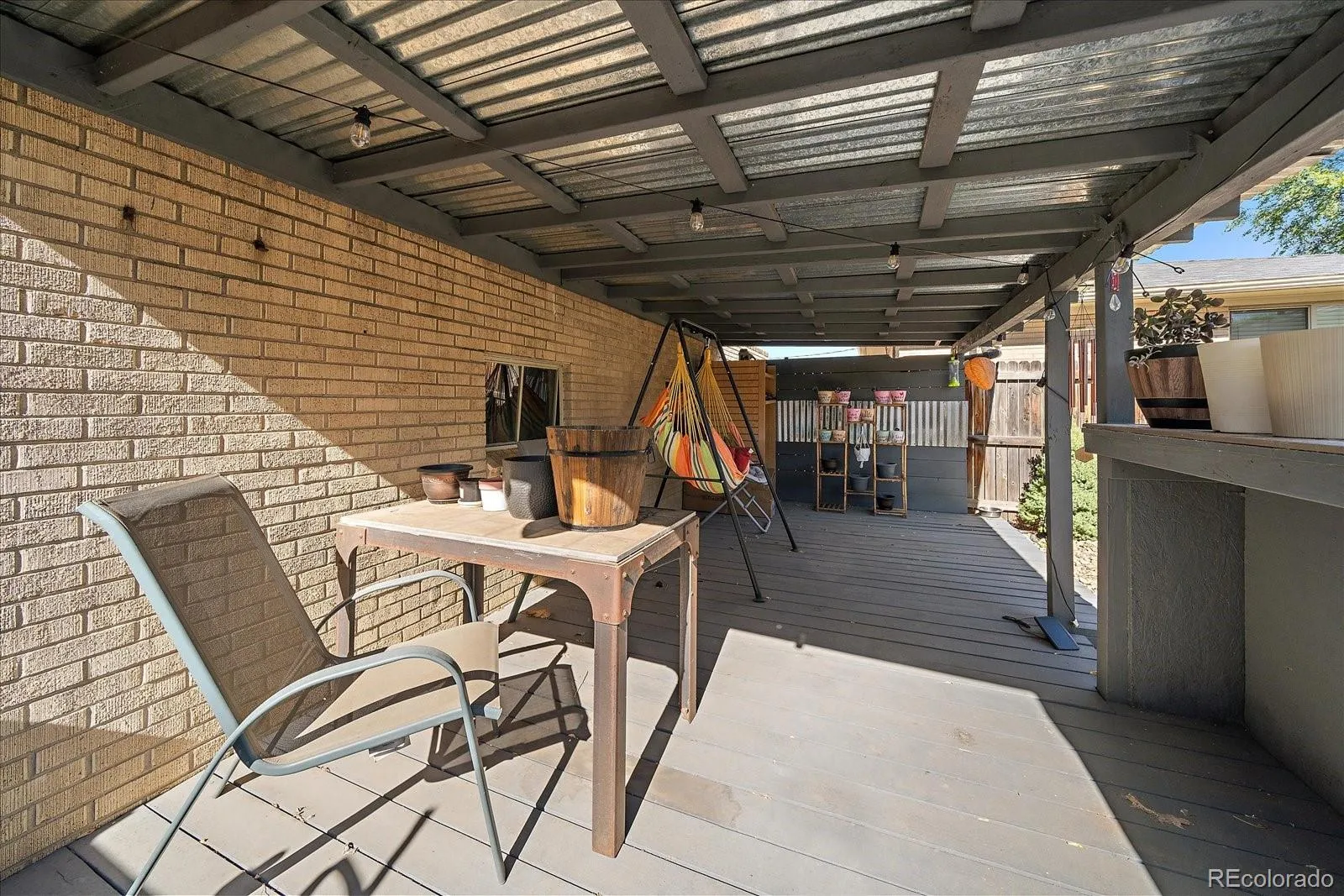 04062026153500 1600 26