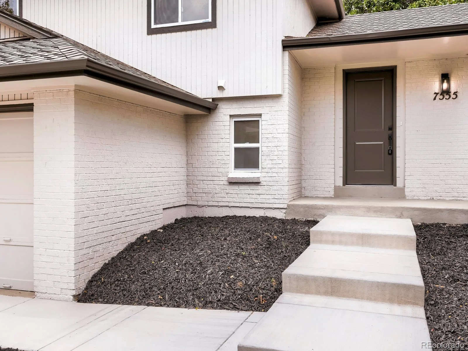 7555 S Madison Circle Littleton CO 80122 | MLS #REC4067123 08272026224522 1600 2