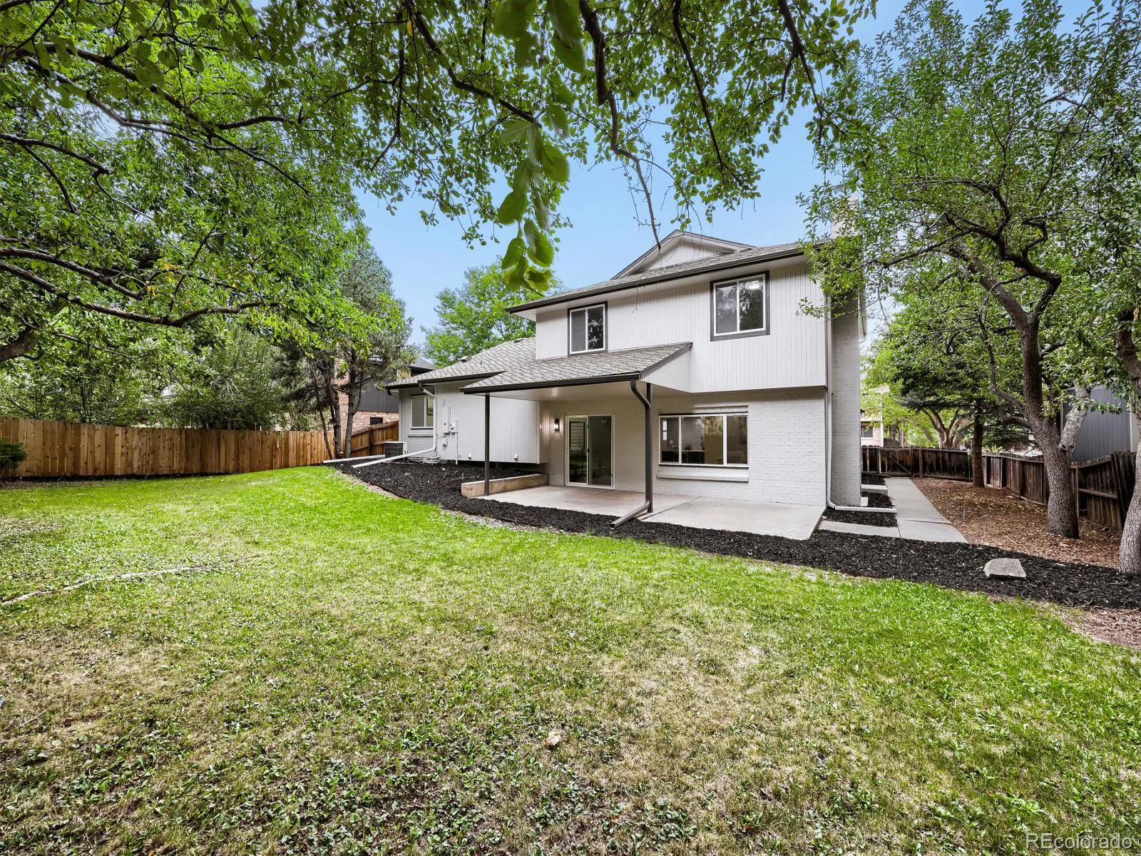 7555 S Madison Circle Littleton CO 80122 | MLS #REC4067123 08272026224522 1600 27