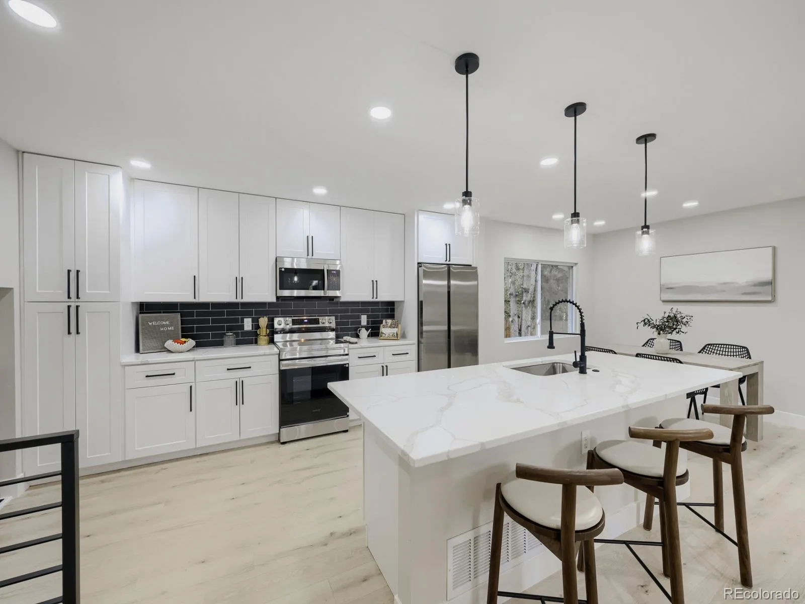 7555 S Madison Circle Littleton CO 80122 | MLS #REC4067123 08272026224522 1600 5