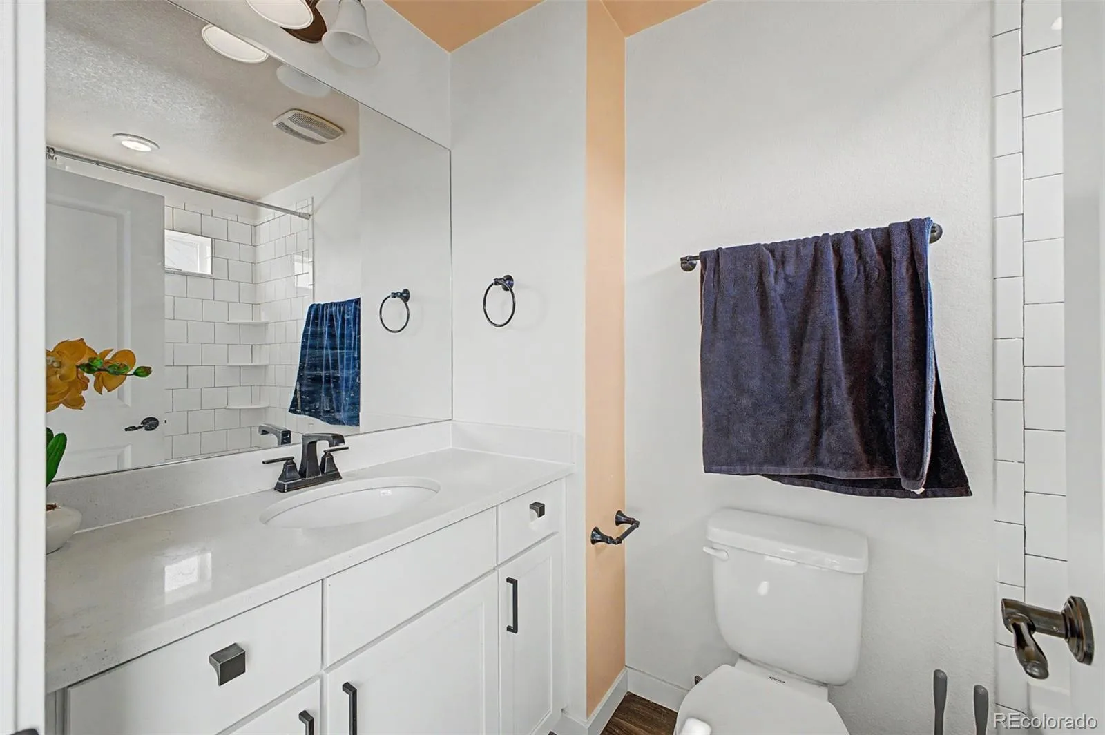 566 W Amherst Avenue Englewood CO 80110 | MLS #REC4067903 08062026201350 1600 16