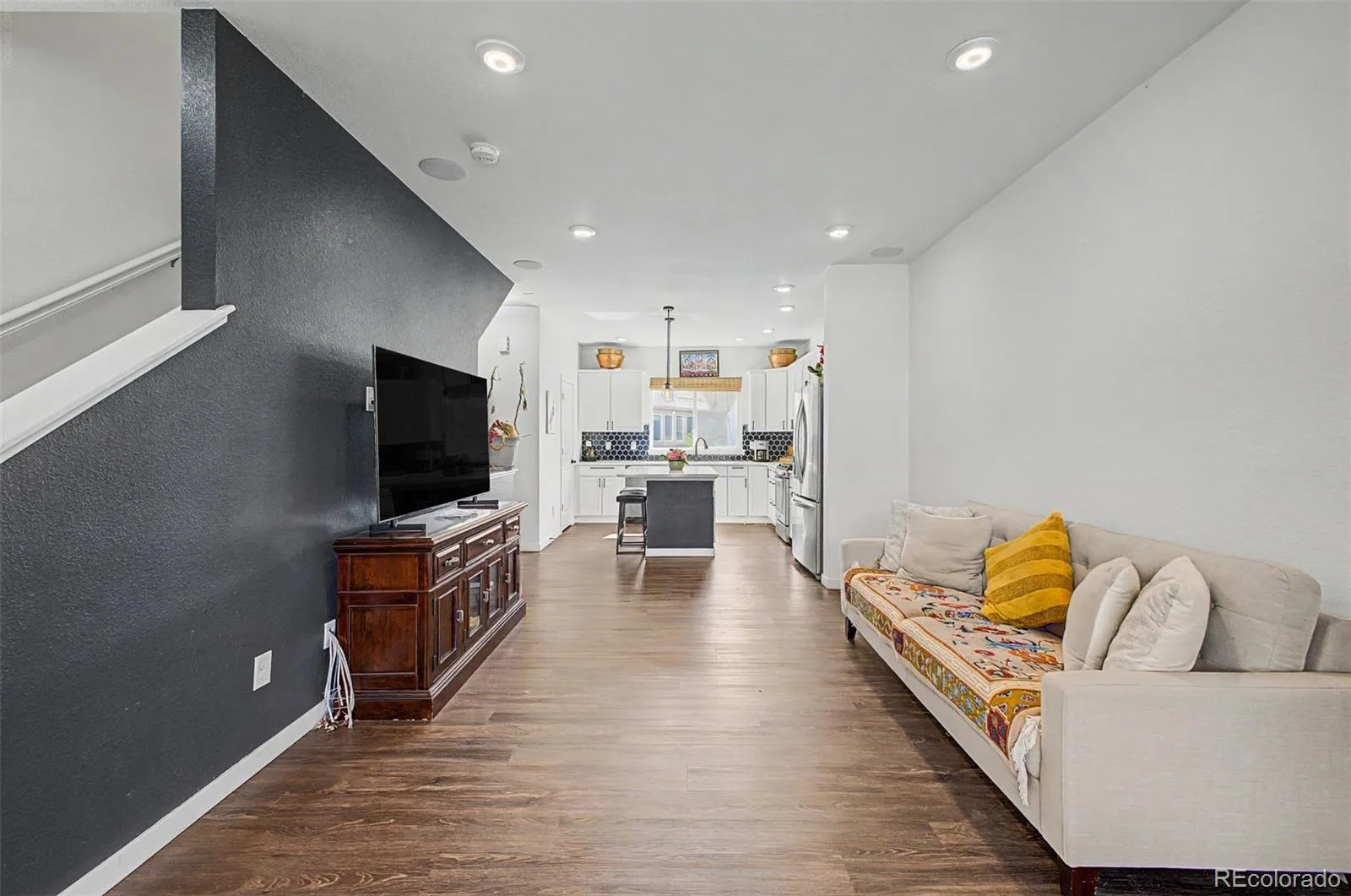 566 W Amherst Avenue Englewood CO 80110 | MLS #REC4067903 08062026201350 1600 6