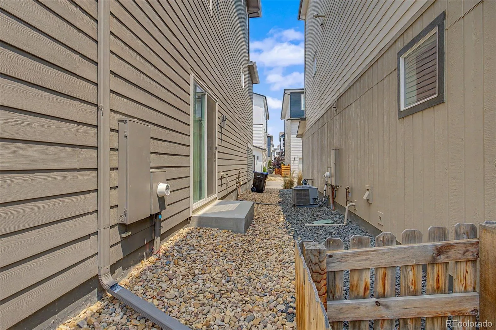 5733 Van Gordon Way Arvada CO 80002 MLS #REC4068767 06252026215528 1600 29