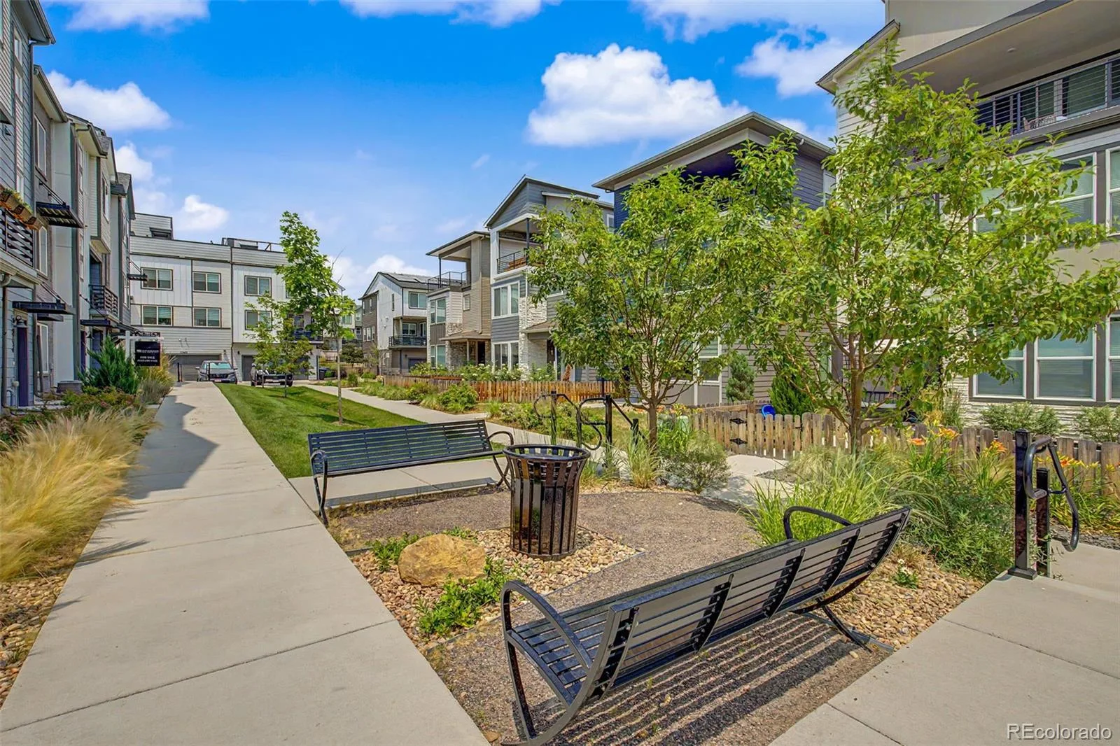 5733 Van Gordon Way Arvada CO 80002 MLS #REC4068767 06252026215528 1600 33