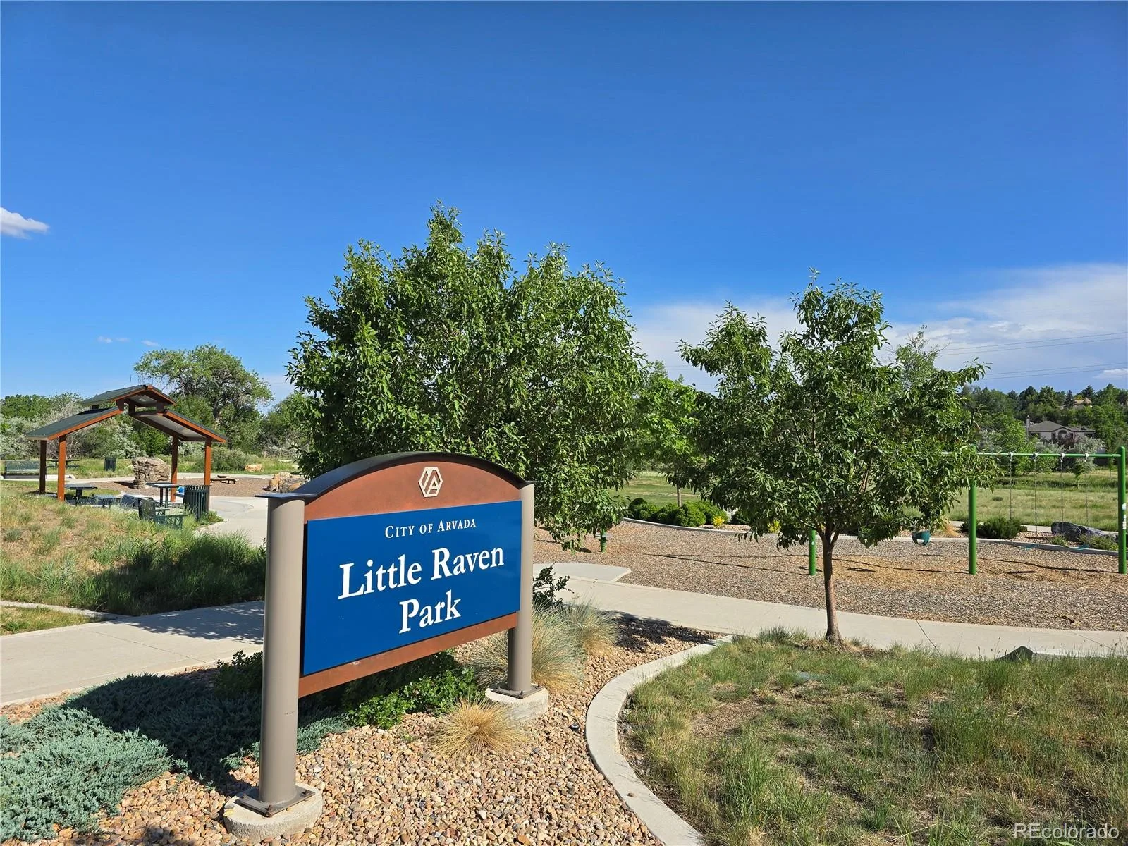 5733 Van Gordon Way Arvada CO 80002 MLS #REC4068767 06252026215528 1600 34