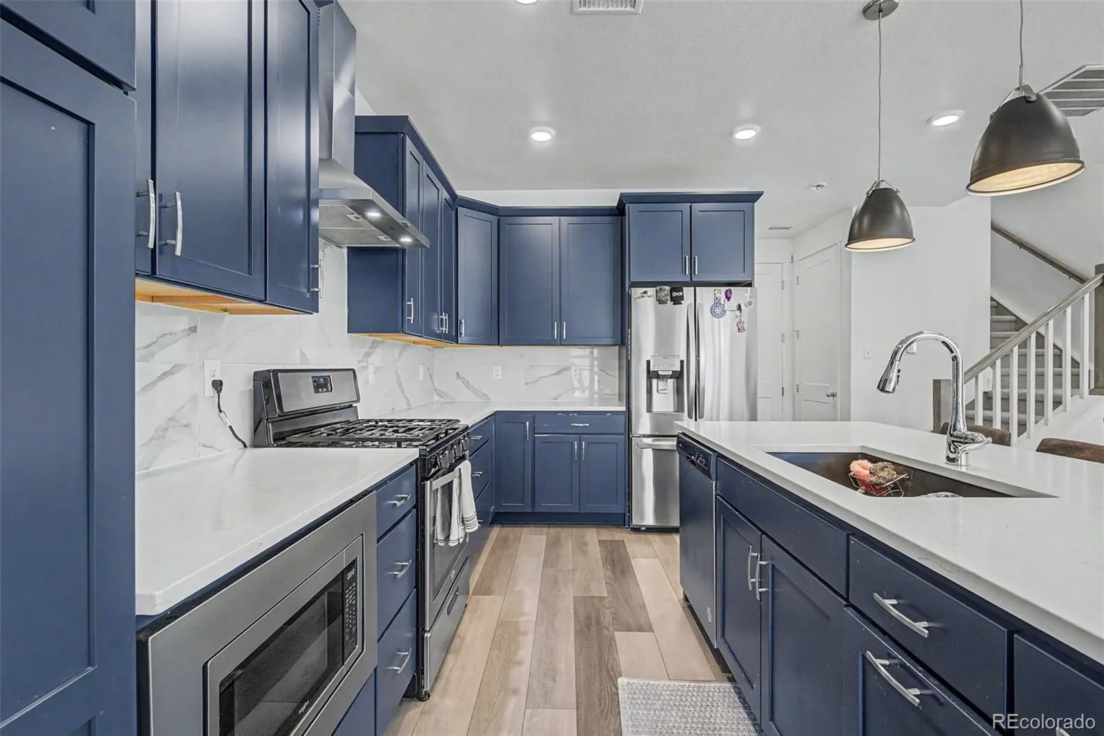 5733 Van Gordon Way Arvada CO 80002 MLS #REC4068767 06252026215528 1600 6