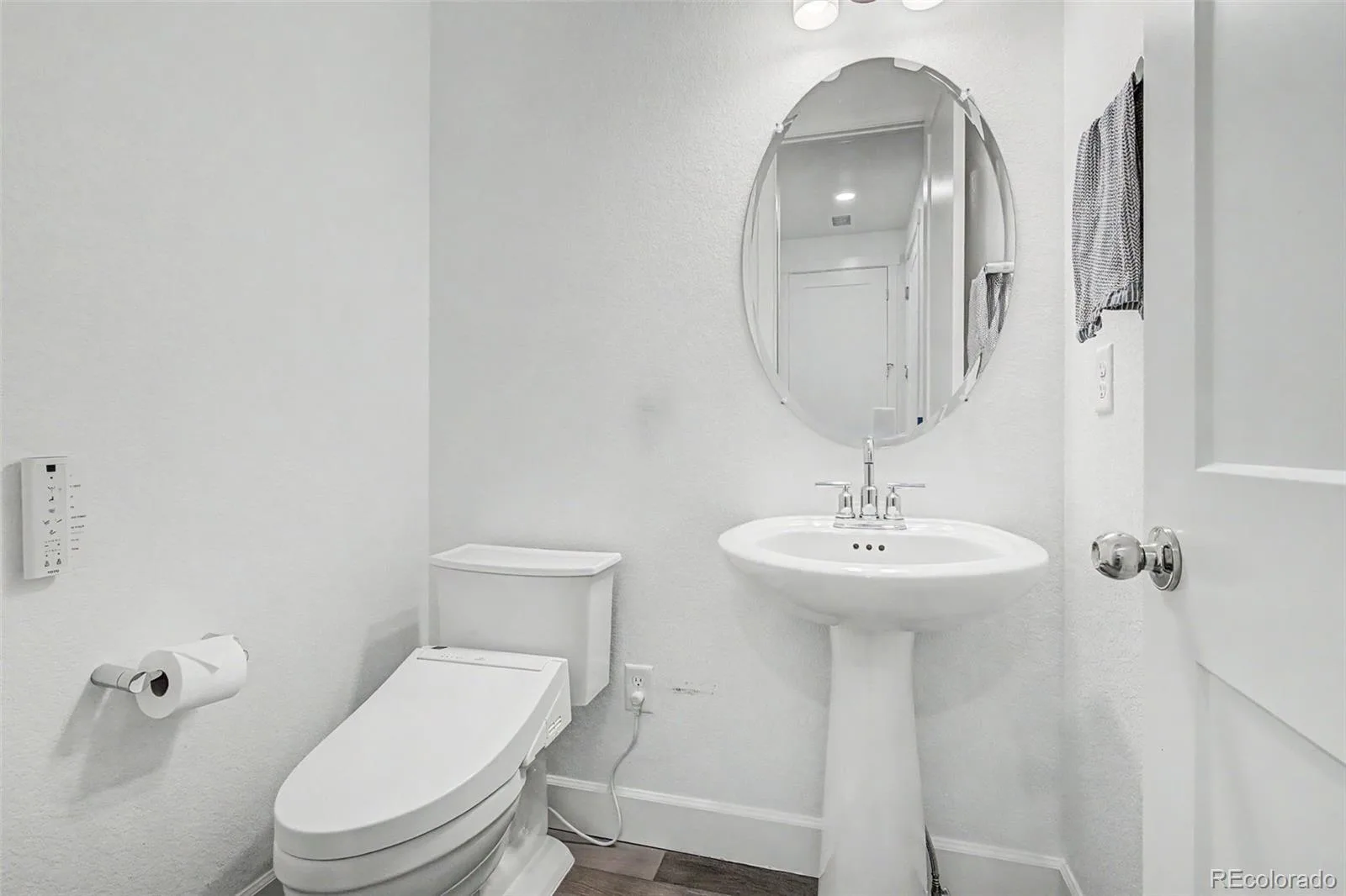 5733 Van Gordon Way Arvada CO 80002 MLS #REC4068767 06252026215528 1600 9