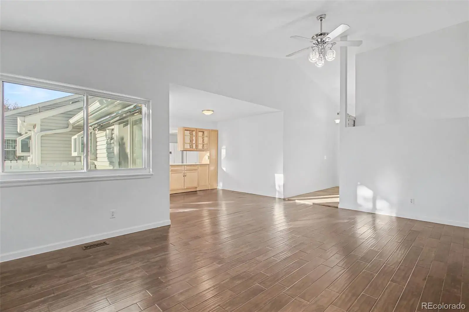 13743 E Marina Drive #A Aurora CO 80014 MLS #REC4072489 01312026044109 1600 4