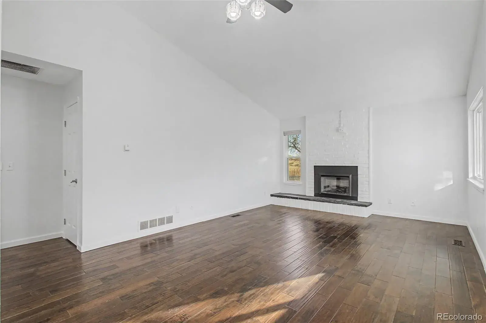 13743 E Marina Drive #A Aurora CO 80014 MLS #REC4072489 01312026044109 1600 6