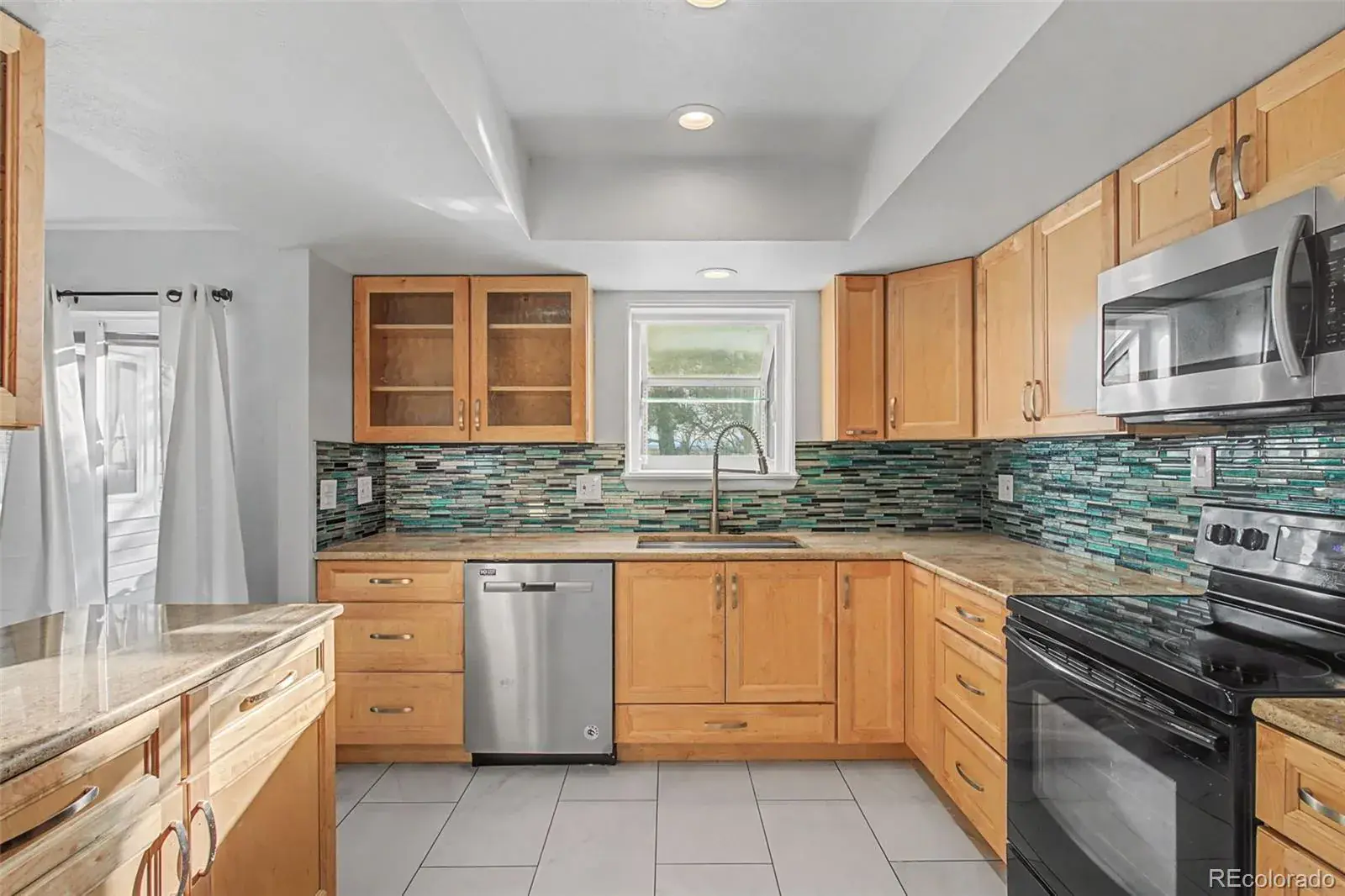 13743 E Marina Drive #A Aurora CO 80014 MLS #REC4072489 01312026044109 1600 8