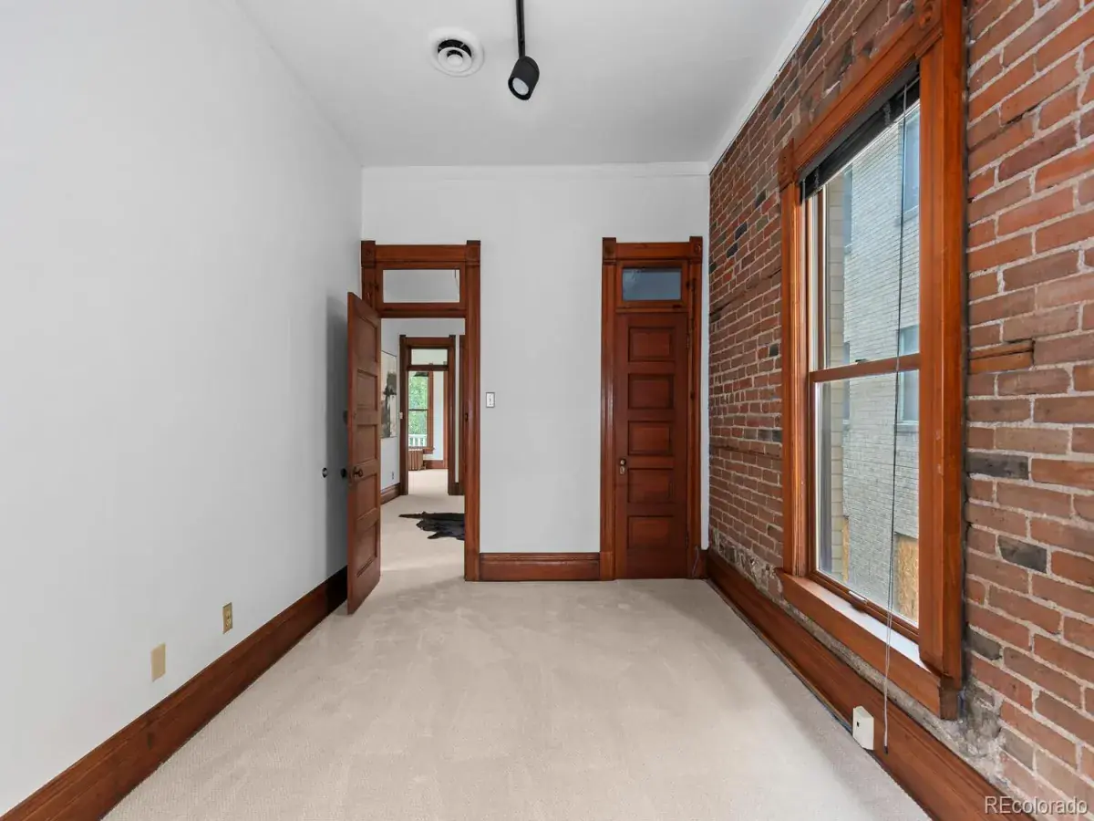 03042026174747 1200 20