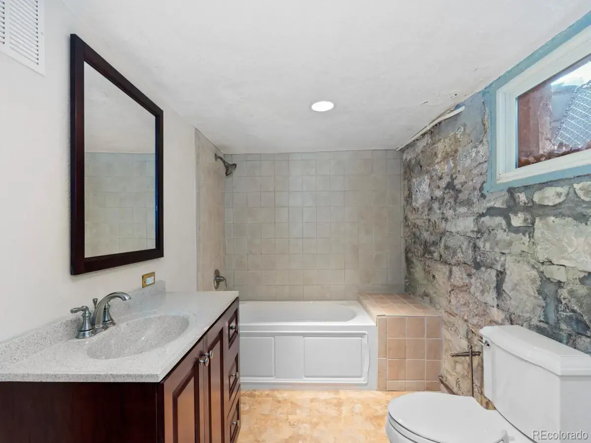 03042026174747 1200 24