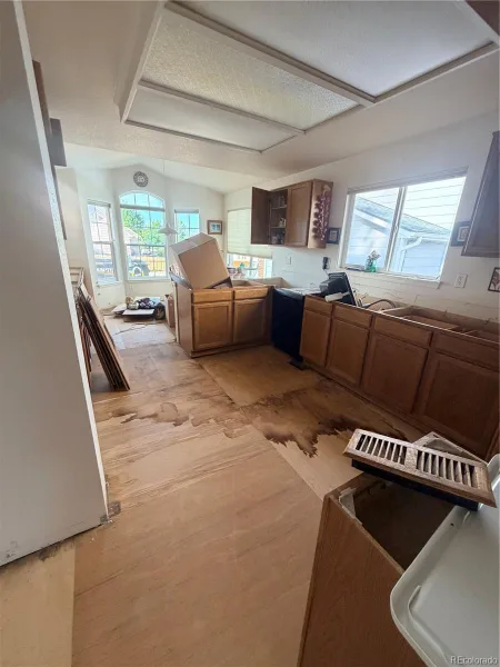 19555 E Tufts Circle Aurora CO 80015 | MLS #REC4073355 08232026031108 800 4