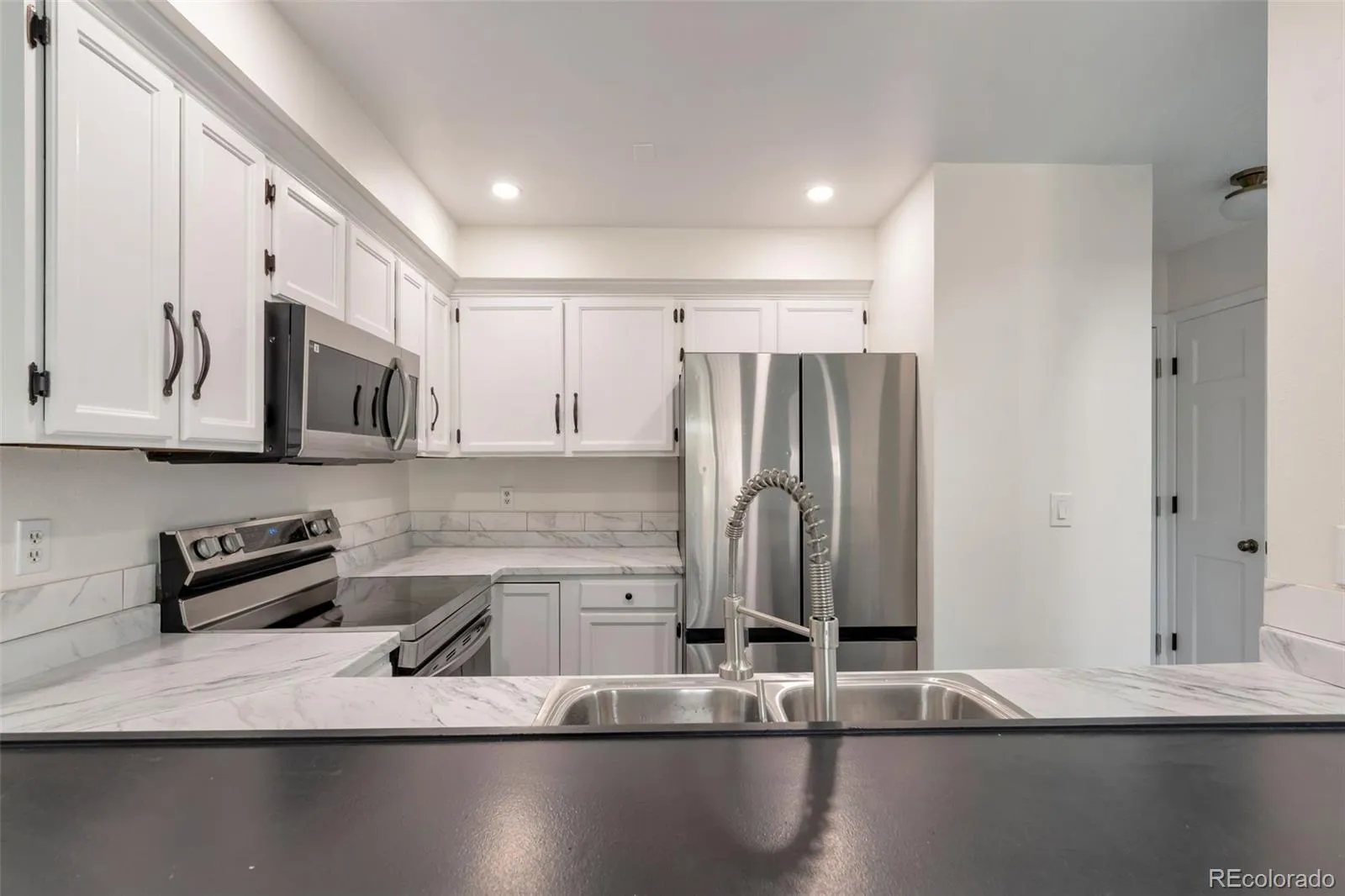 14080 E Quinn Circle Aurora CO 80015 MLS #REC4074064 05132026205506 1600 8