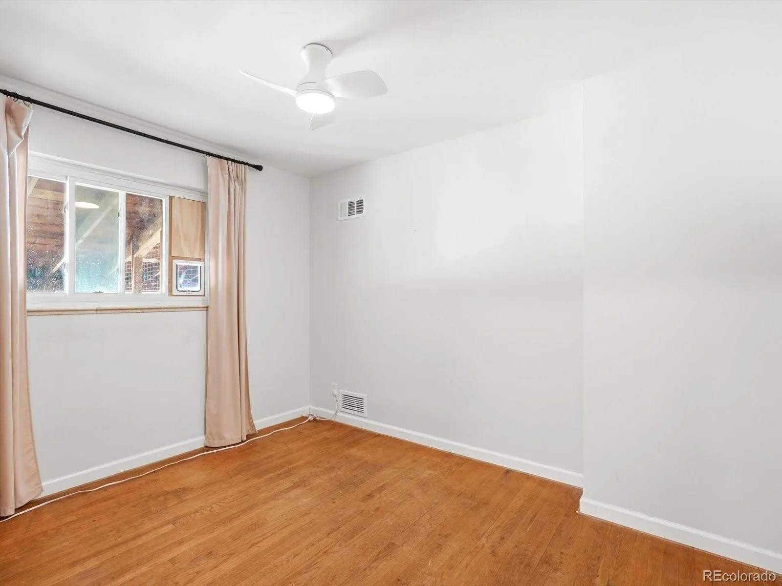 2256 S Zenobia Street Denver CO 80219 MLS #REC4074283 06172026212805 1600 15