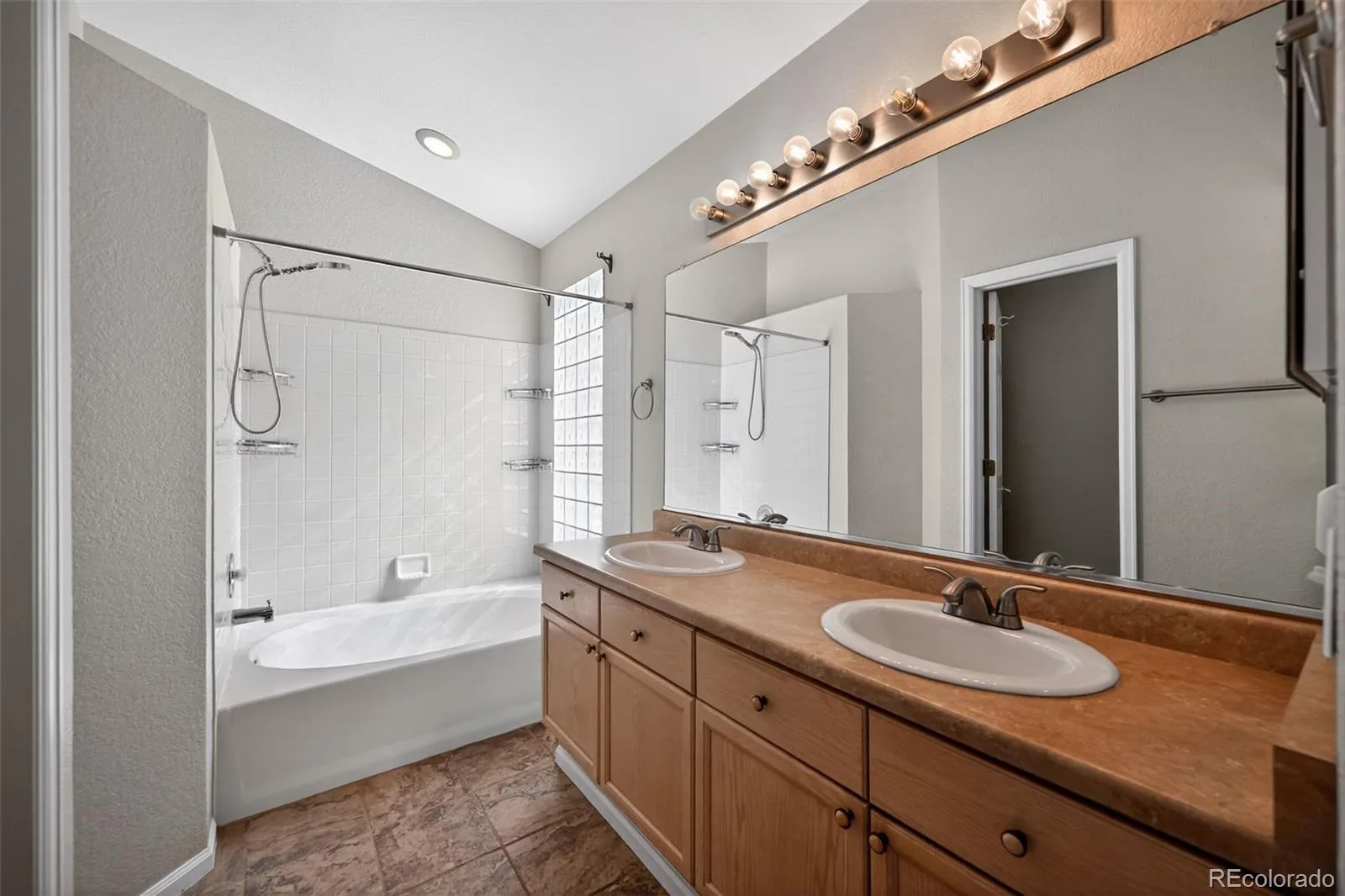 5289 Morning Glory Place Littleton CO 80130 | MLS #REC4075223 06172026212811 1600 15