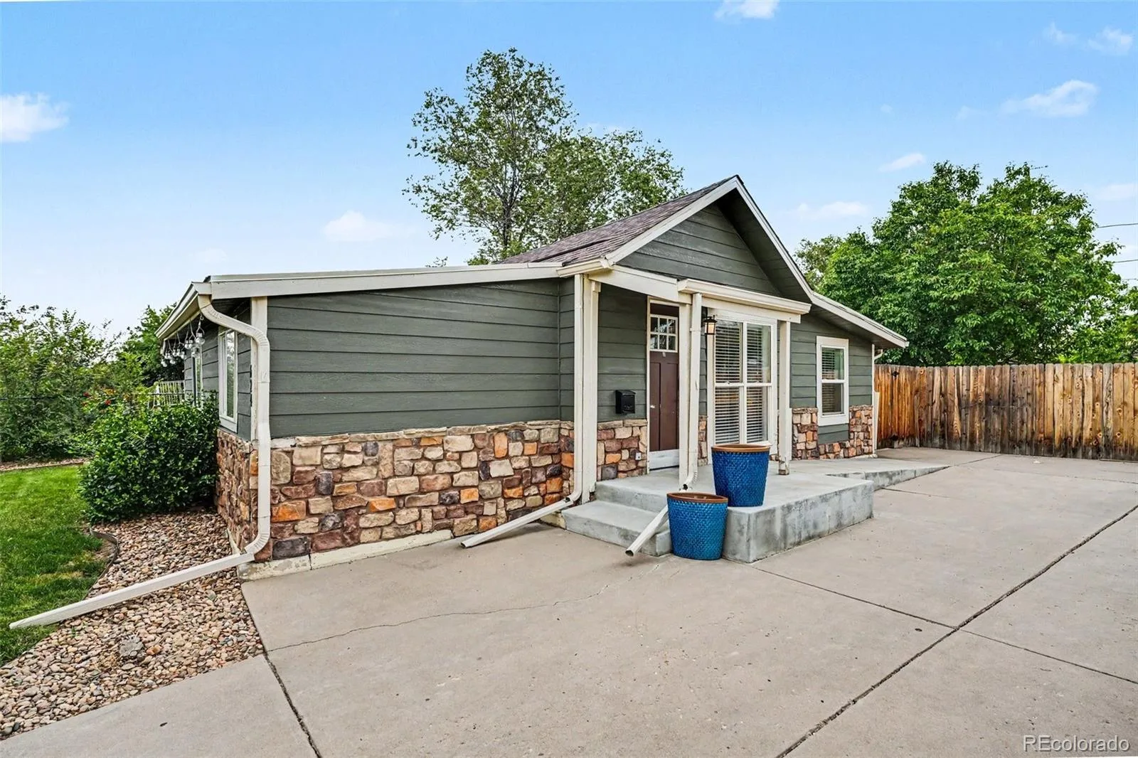 624 Stuart Street Denver CO 80204 | MLS #REC4075387 07182026161451 1600 28