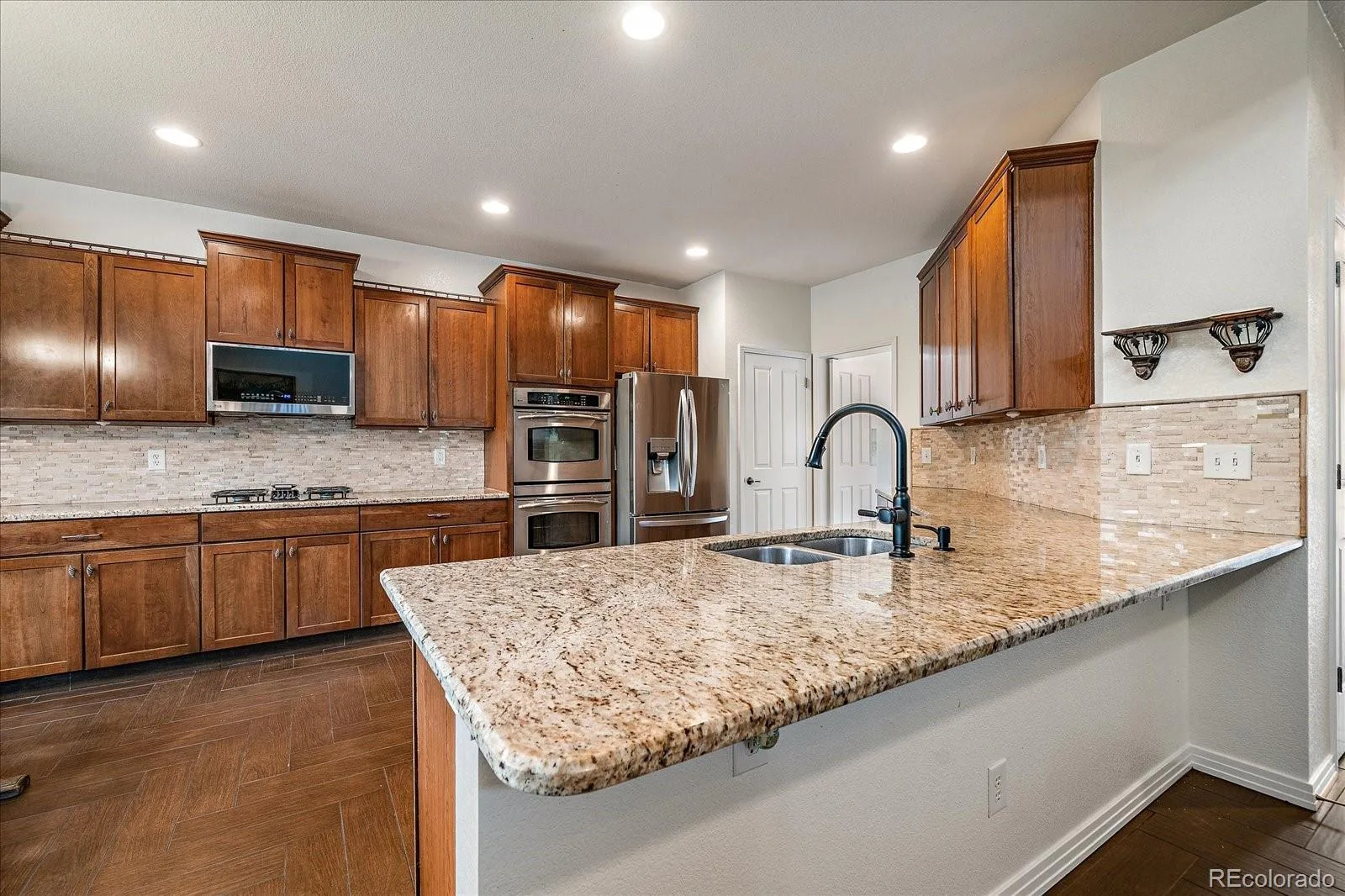 25480 E Hinsdale Place Aurora CO 80016 | MLS #REC4076791 08042026160258 1600 15