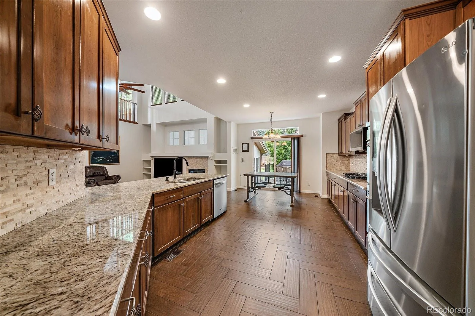 25480 E Hinsdale Place Aurora CO 80016 | MLS #REC4076791 08042026160258 1600 17
