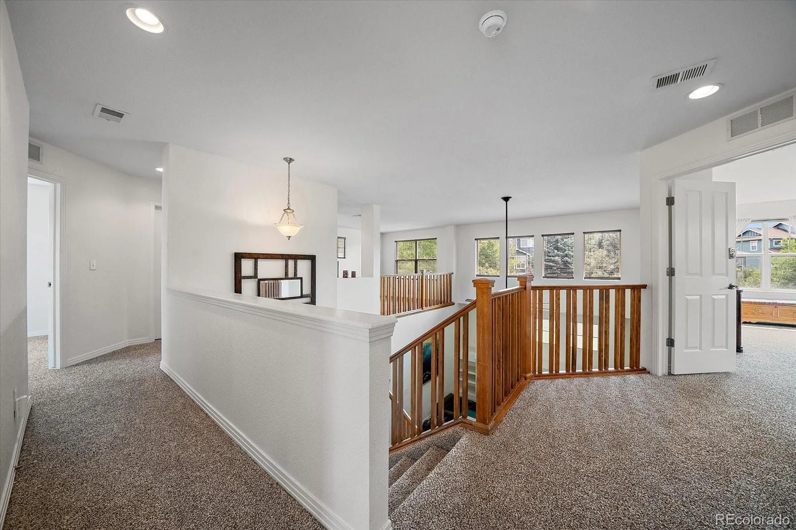 25480 E Hinsdale Place Aurora CO 80016 | MLS #REC4076791 08042026160258 1600 22