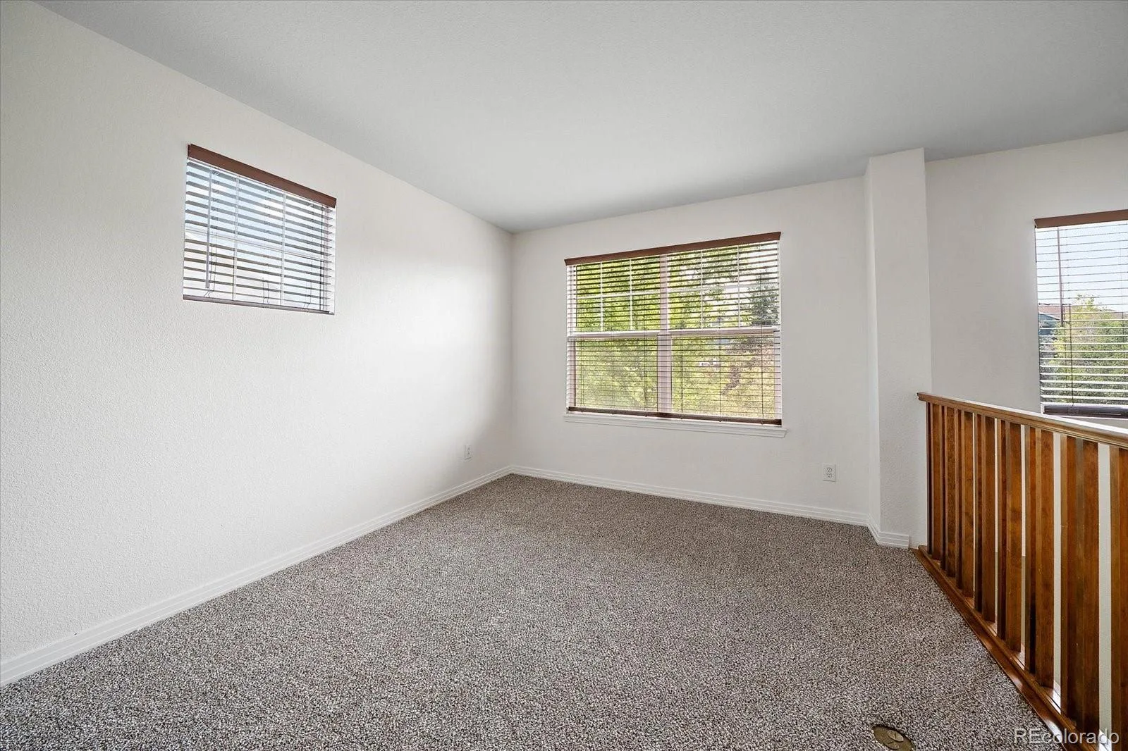 25480 E Hinsdale Place Aurora CO 80016 | MLS #REC4076791 08042026160258 1600 24