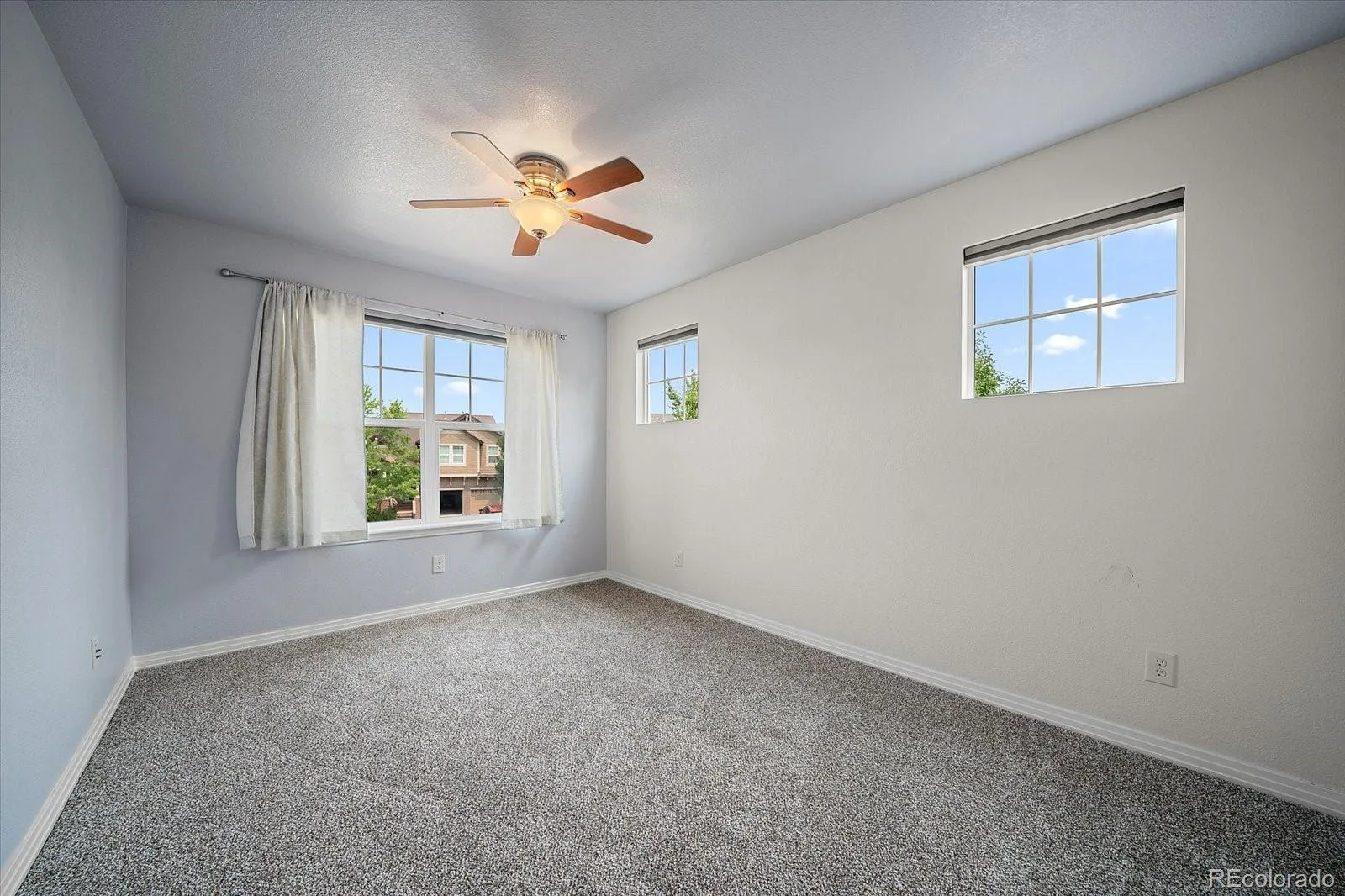 25480 E Hinsdale Place Aurora CO 80016 | MLS #REC4076791 08042026160258 1600 30