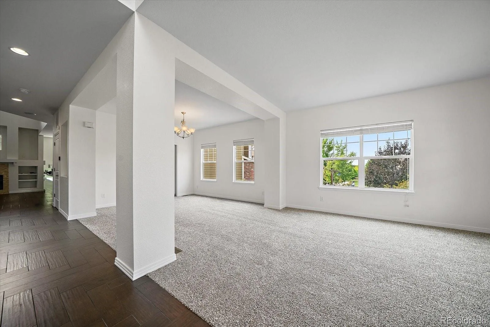 25480 E Hinsdale Place Aurora CO 80016 | MLS #REC4076791 08042026160258 1600 5