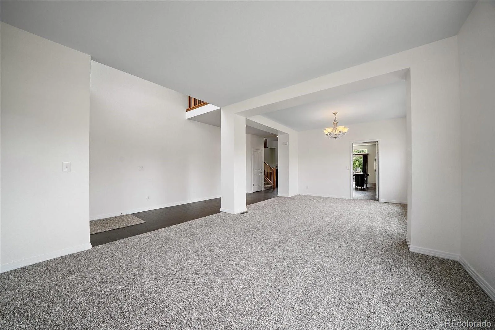 25480 E Hinsdale Place Aurora CO 80016 | MLS #REC4076791 08042026160258 1600 7