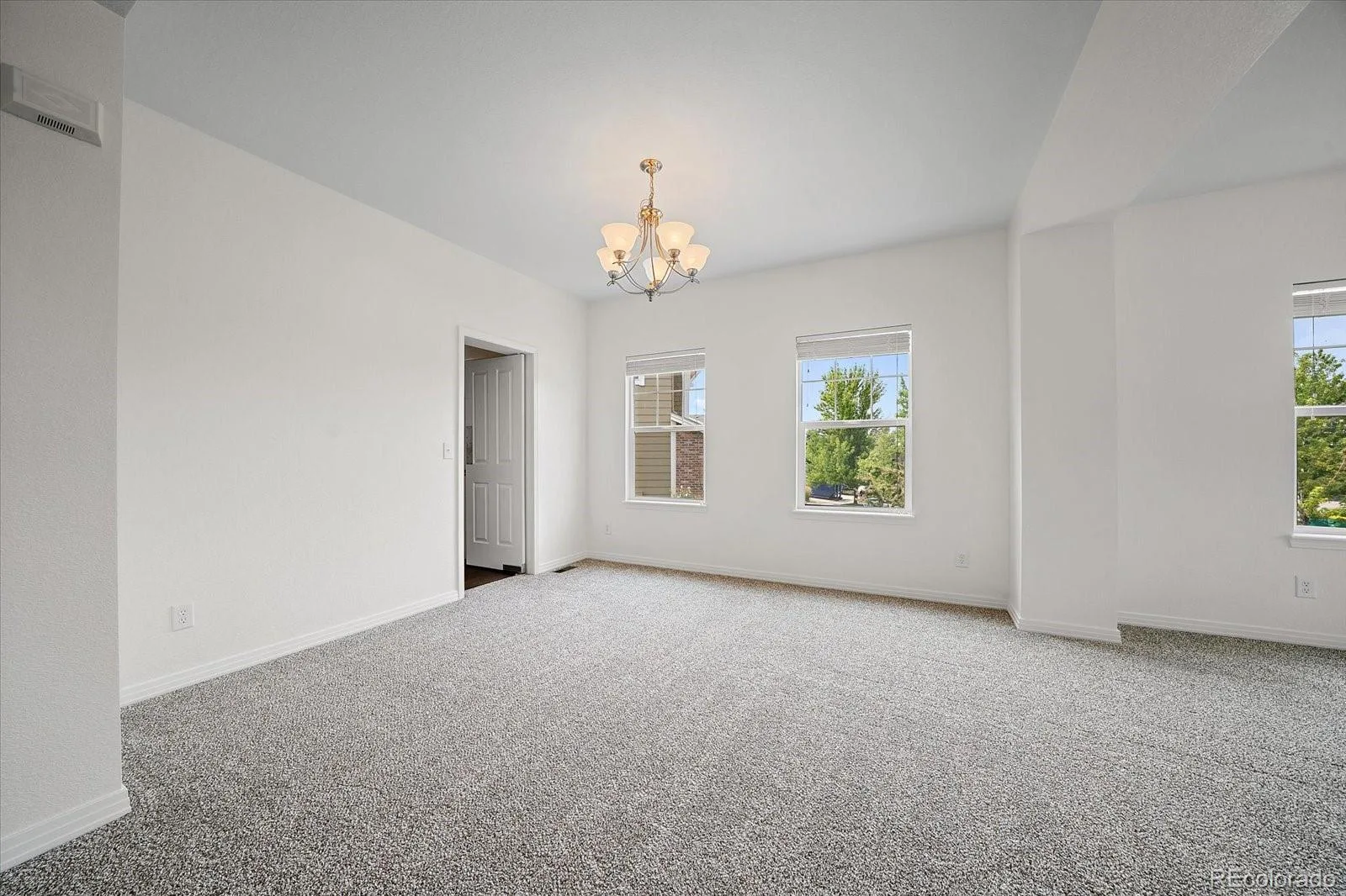 25480 E Hinsdale Place Aurora CO 80016 | MLS #REC4076791 08042026160258 1600 8