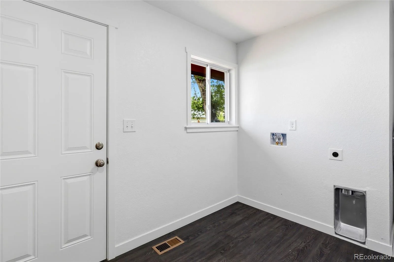 346 Central Avenue Brighton CO 80601 | MLS #REC4076877 08102026221816 1600 22