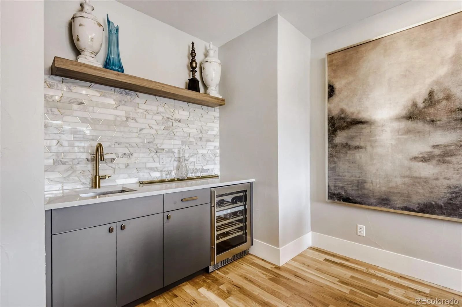 04162026220850 1600 19