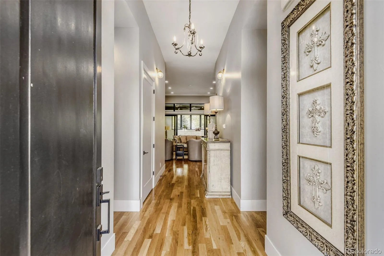 04162026220850 1600 3