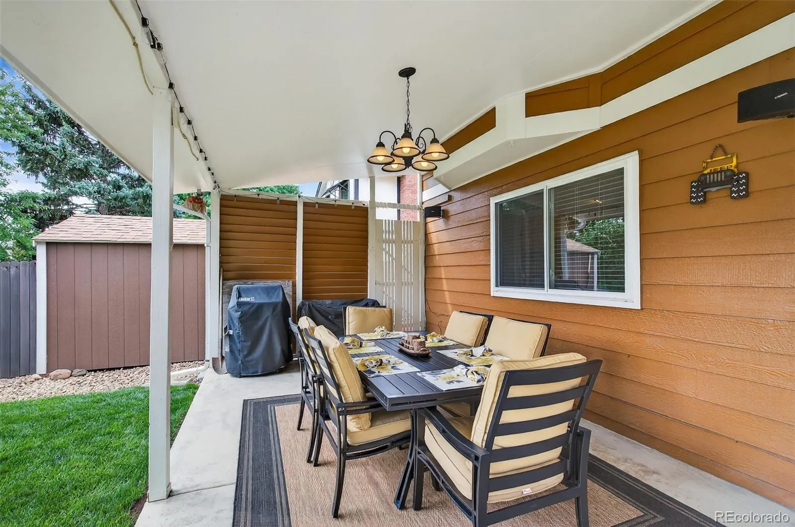 04092026185847 1600 32