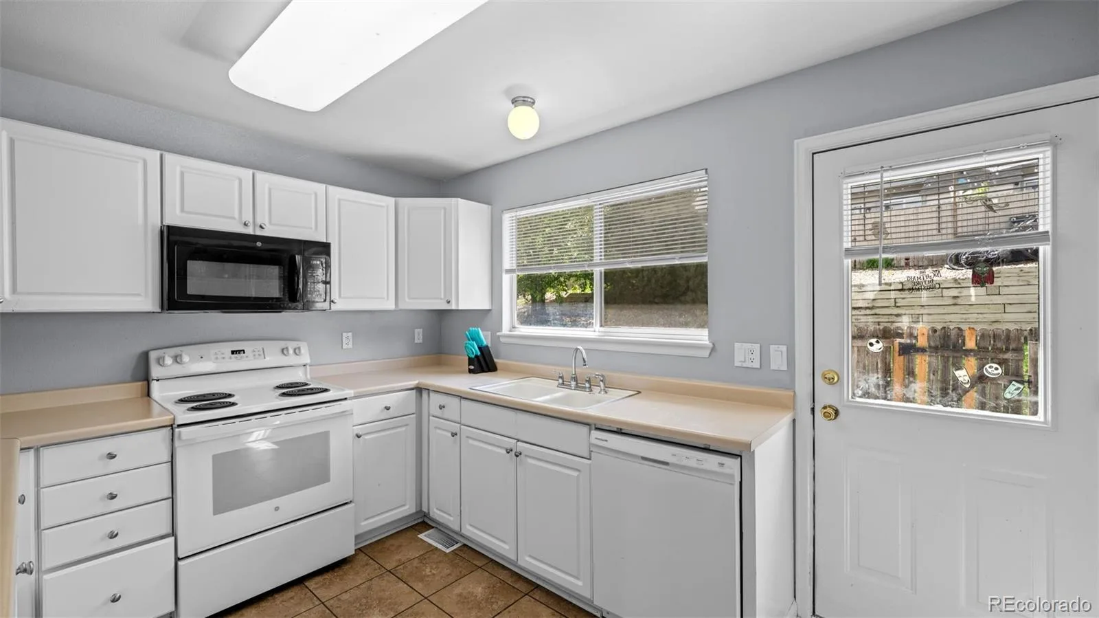 3006 W 107th Place #C Westminster CO 80031 | MLS #REC4078524 06102026194335 1600 13