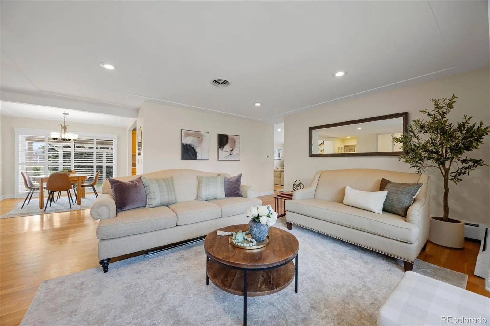 3795 S Jersey Street Denver CO 80237 MLS #REC4080767 05122026190306 1600 10