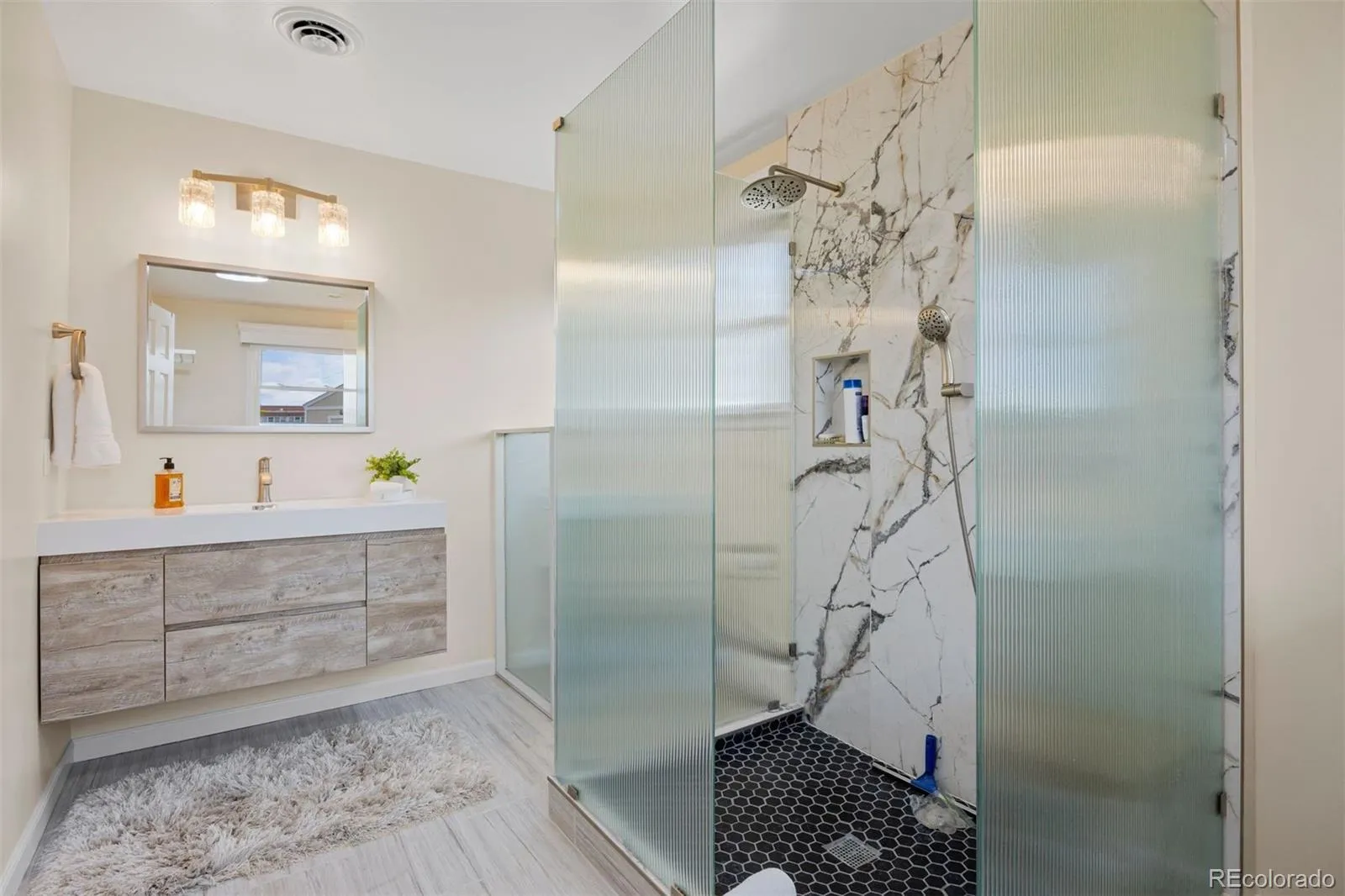 3795 S Jersey Street Denver CO 80237 MLS #REC4080767 05122026190306 1600 13