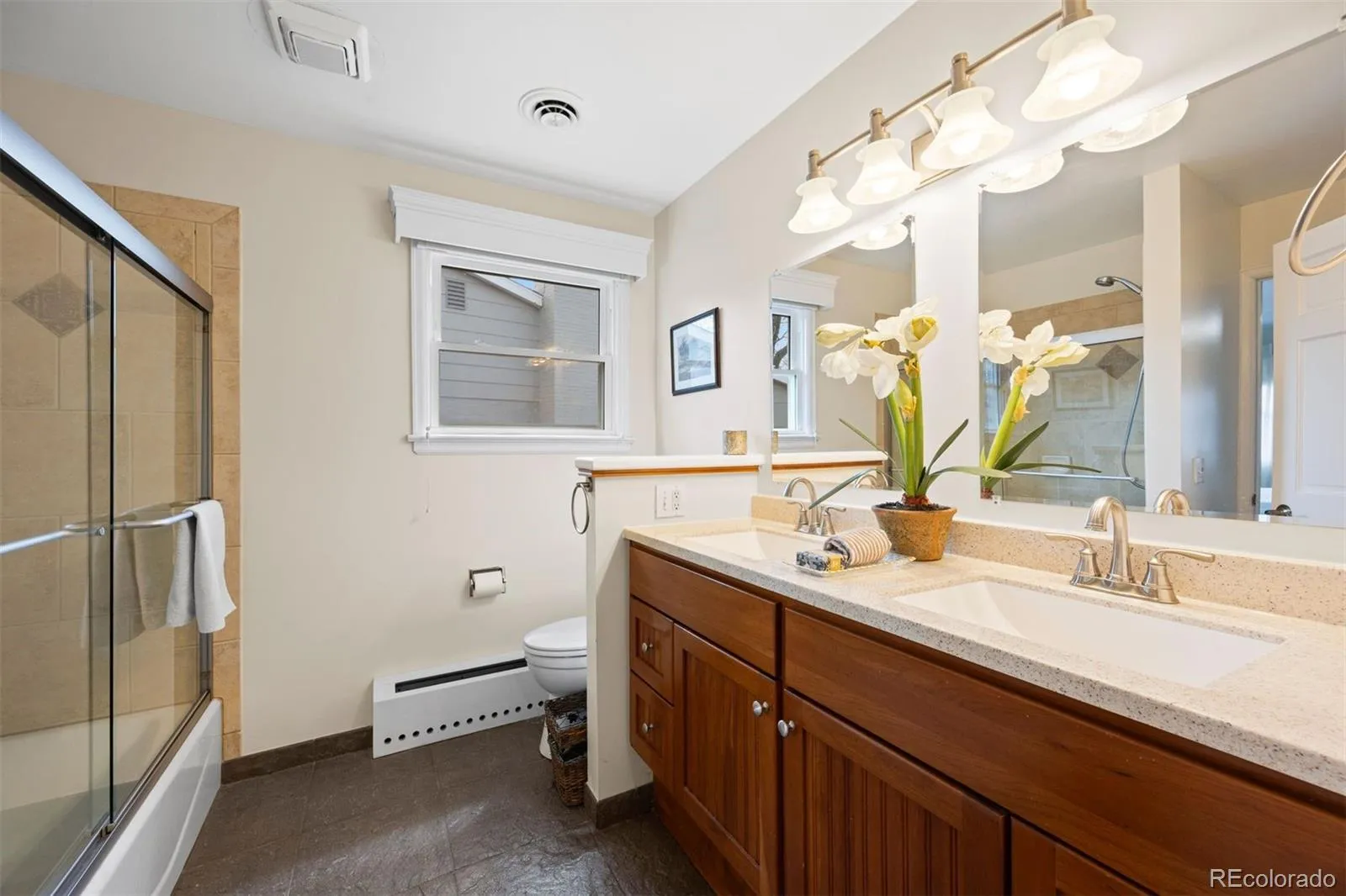 3795 S Jersey Street Denver CO 80237 MLS #REC4080767 05122026190306 1600 16