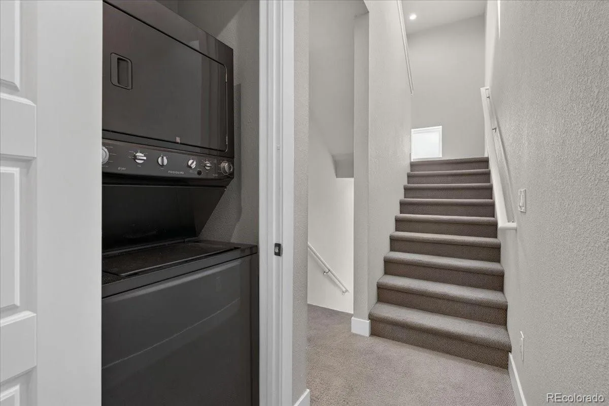 711 E 24th Avenue Denver CO 80205 | MLS #REC4081888 08312026220405 1200 29